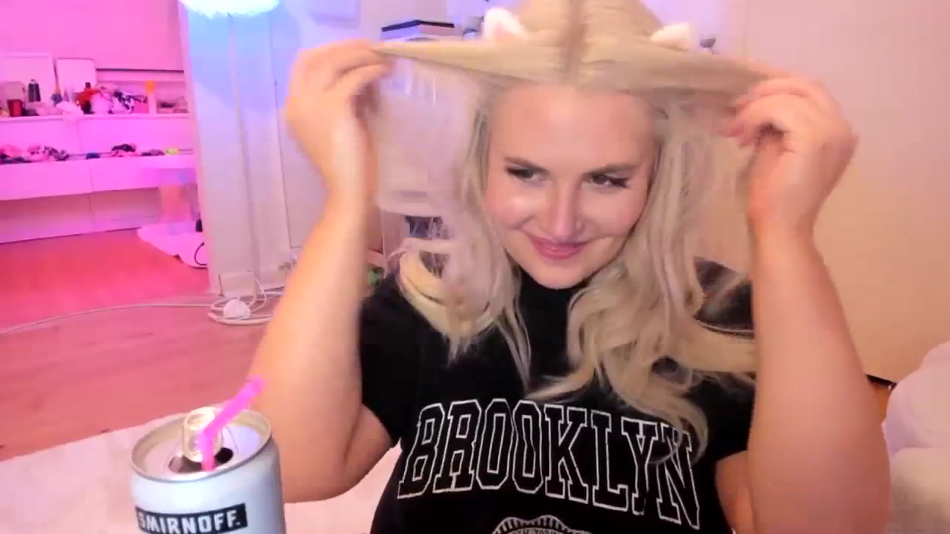 Gallery image thumbnail from Fun_Nikki's myfreecams stream on, 10/13/2023, 13:50 image 4 of 20