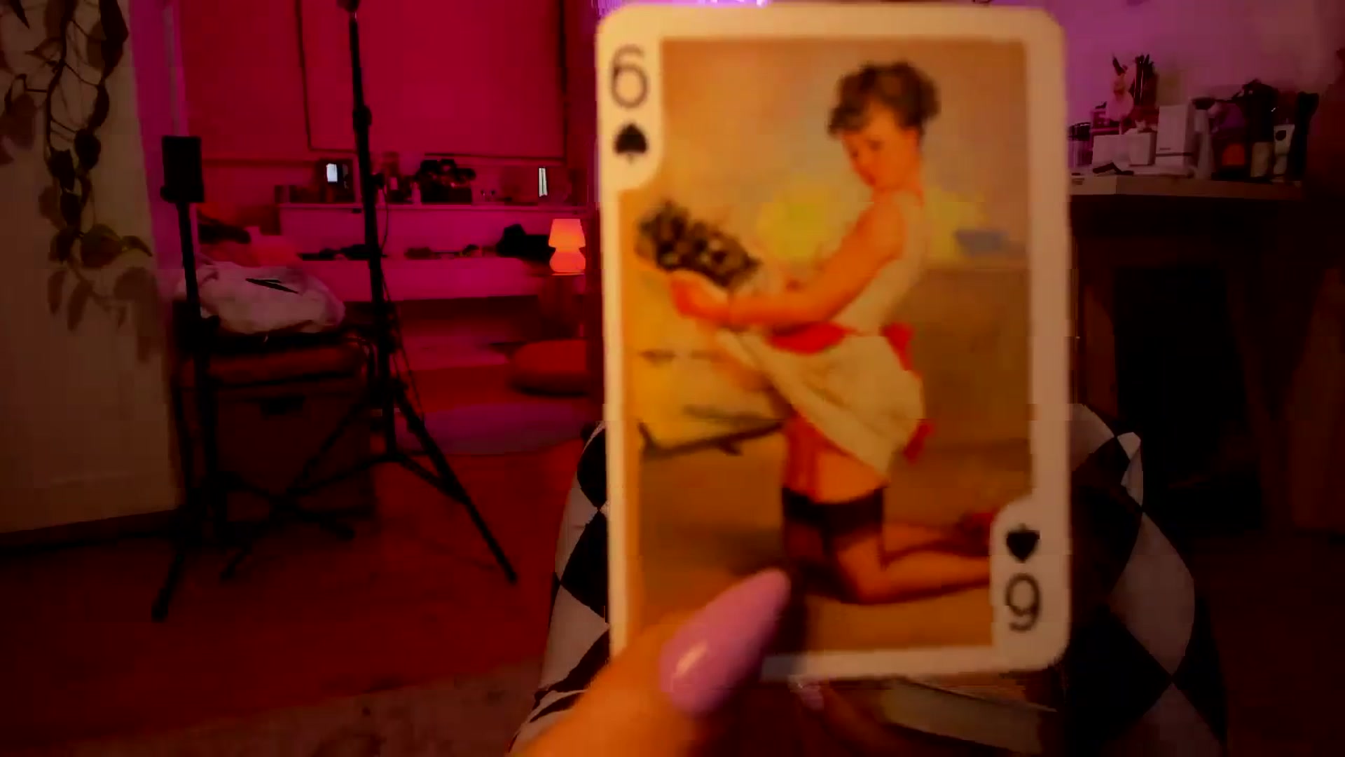 Gallery image thumbnail from Fun_Nikki's myfreecams stream on, 03/24/2024, 11:37 image 4 of 20