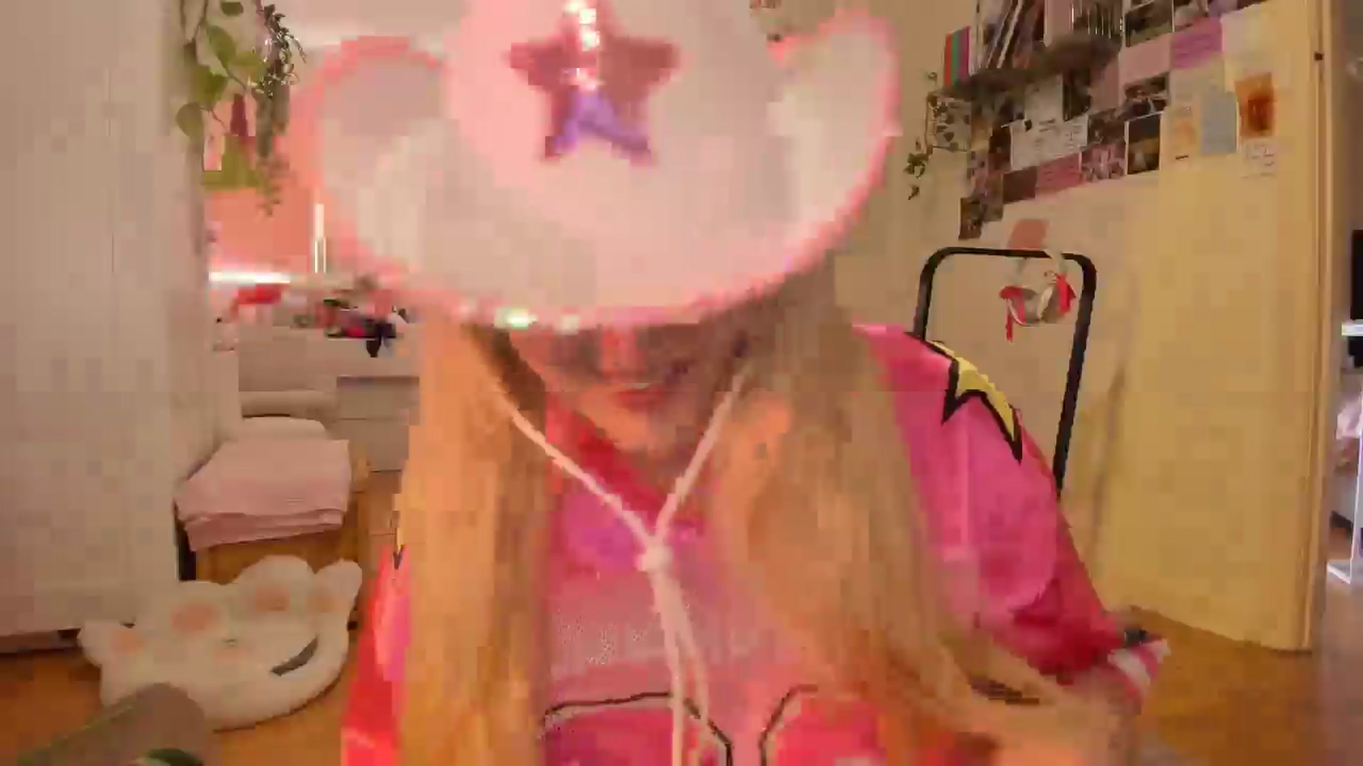 Gallery image thumbnail from Fun_Nikki's myfreecams stream on, 12/05/2024, 03:21 image 9 of 20