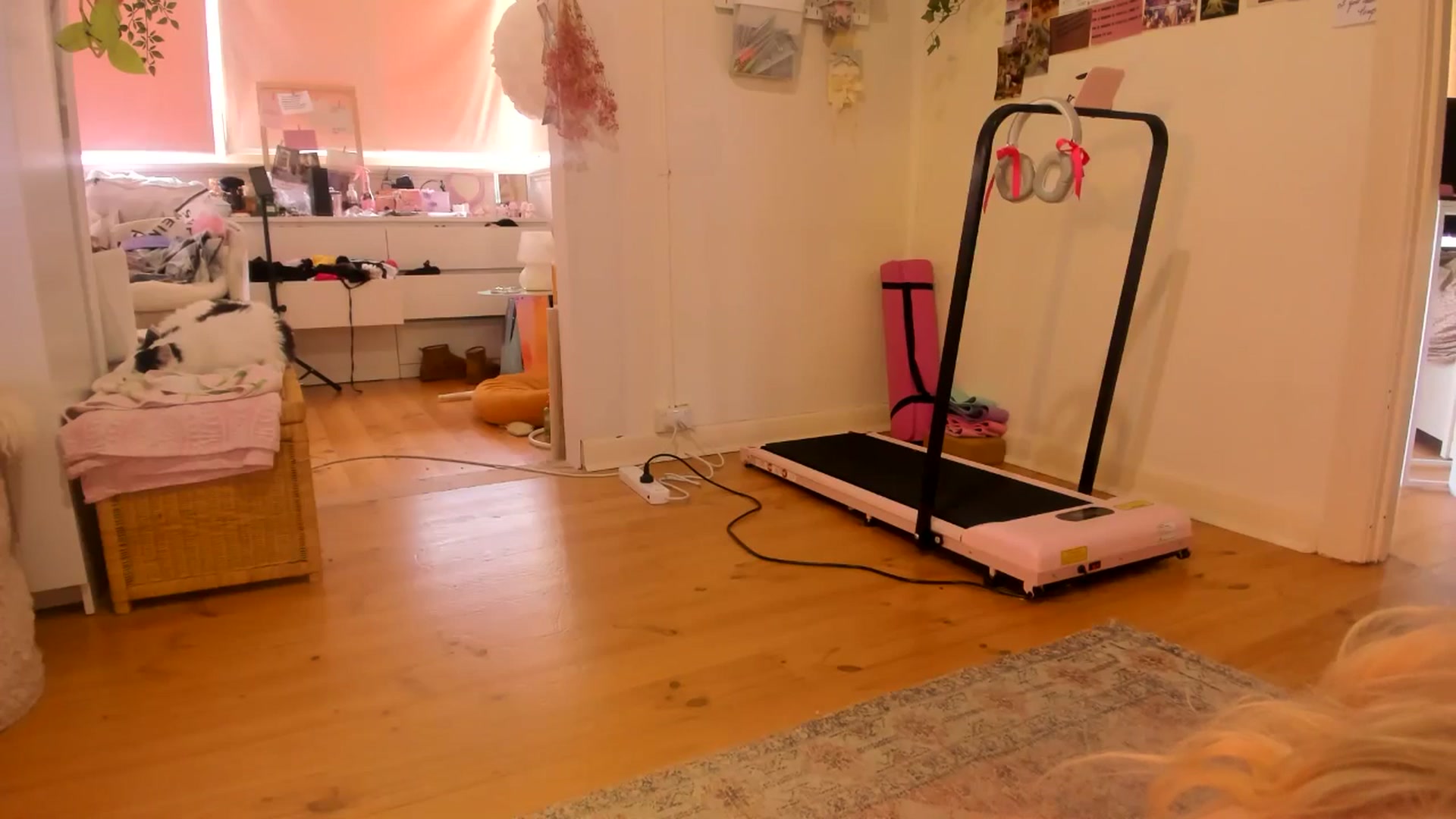 Gallery image thumbnail from Fun_Nikki's myfreecams stream on, 12/14/2024, 05:53 image 4 of 20