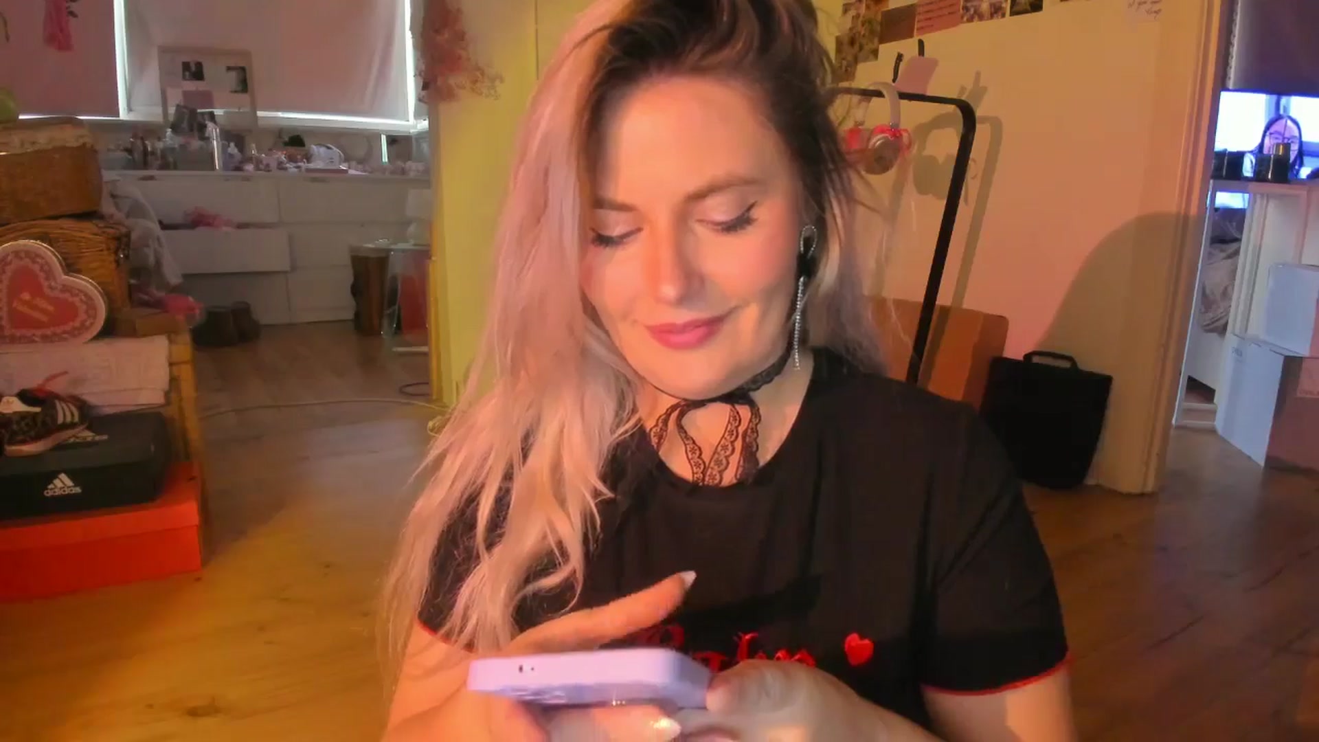Gallery image thumbnail from Fun_Nikki's myfreecams stream on, 01/29/2025, 10:31 image 13 of 20