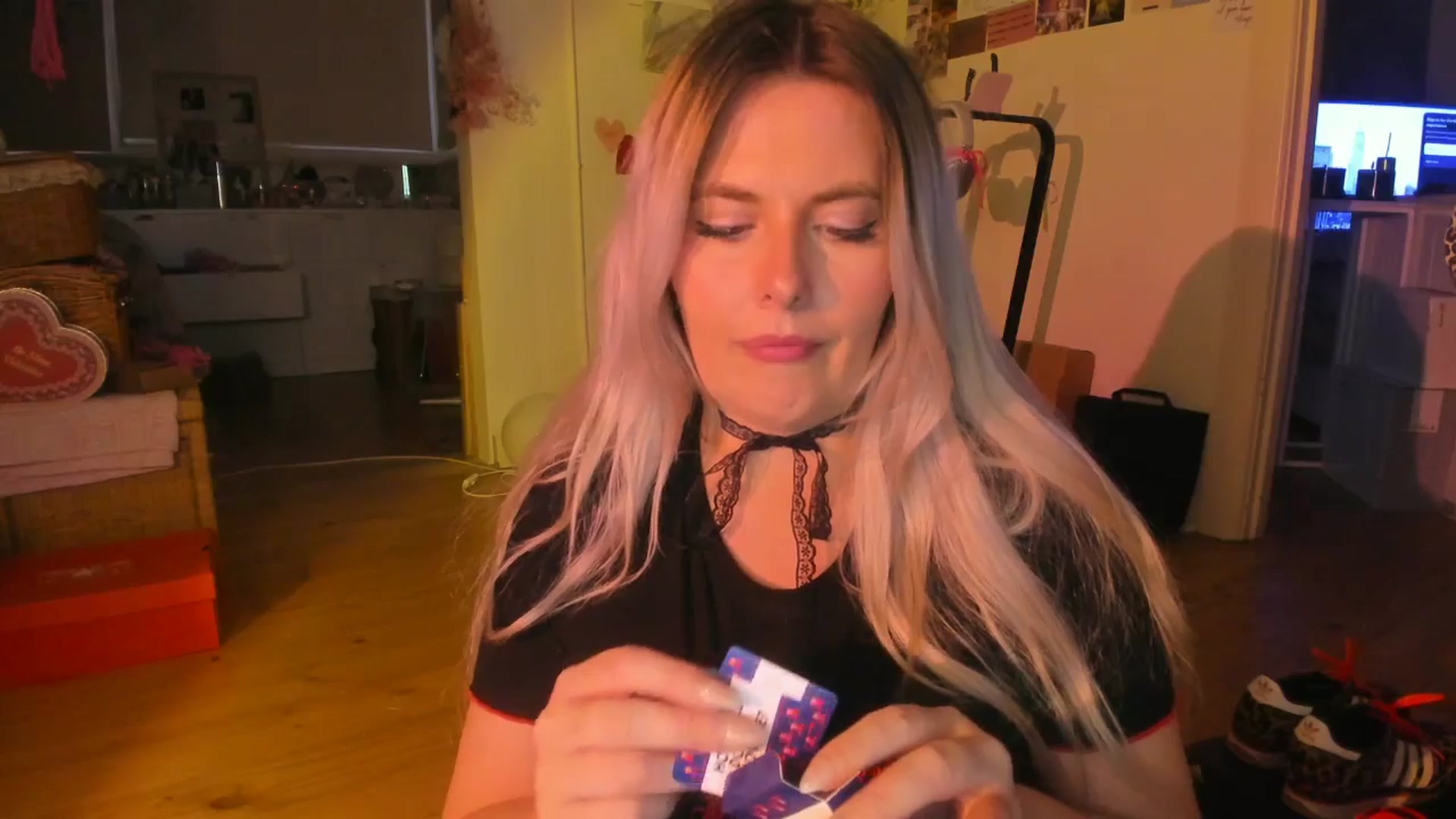 Gallery image thumbnail from Fun_Nikki's myfreecams stream on, 01/29/2025, 10:31 image 18 of 20