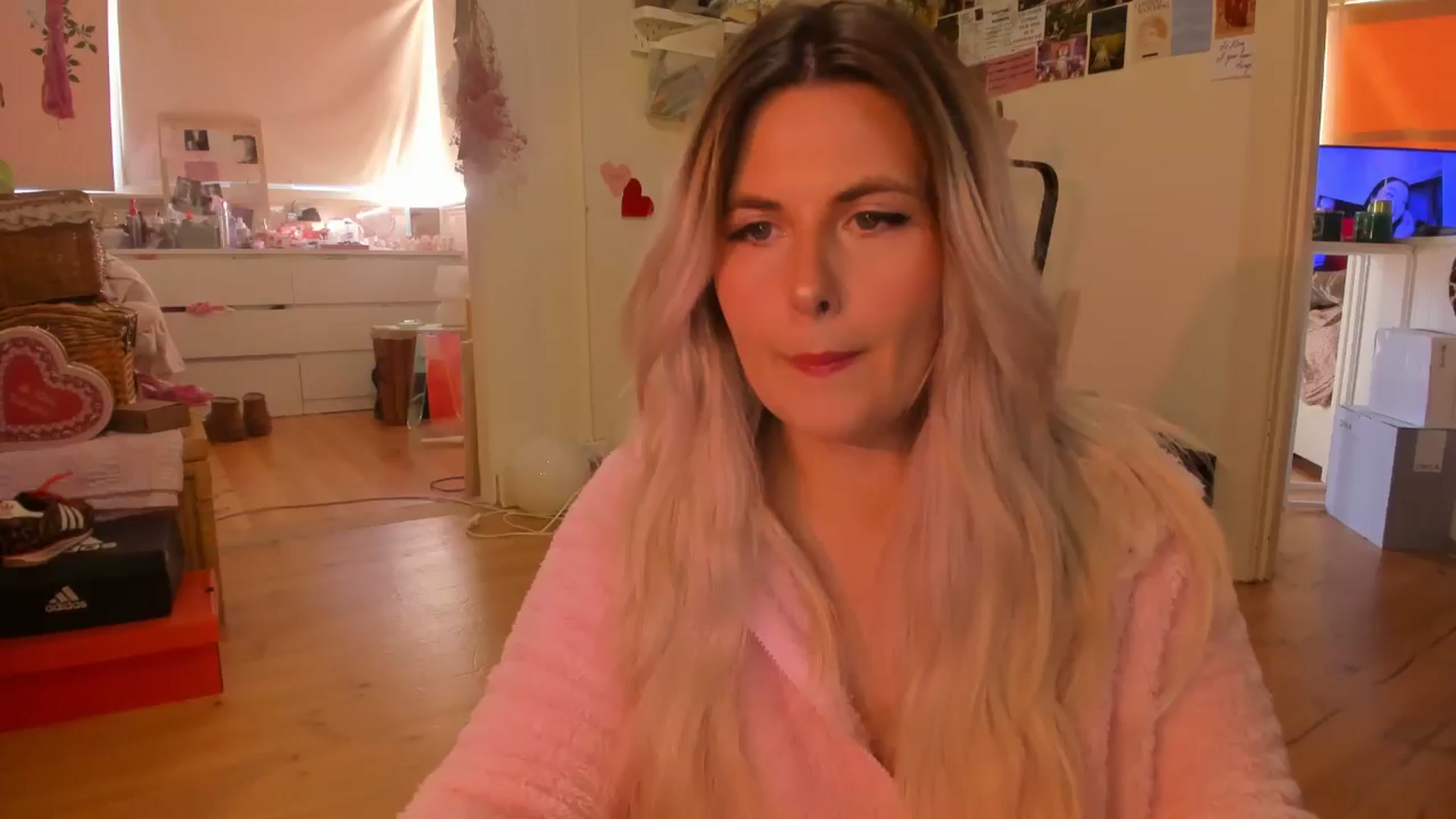Gallery image thumbnail from Fun_Nikki's myfreecams stream on, 01/29/2025, 10:31 image 1 of 20