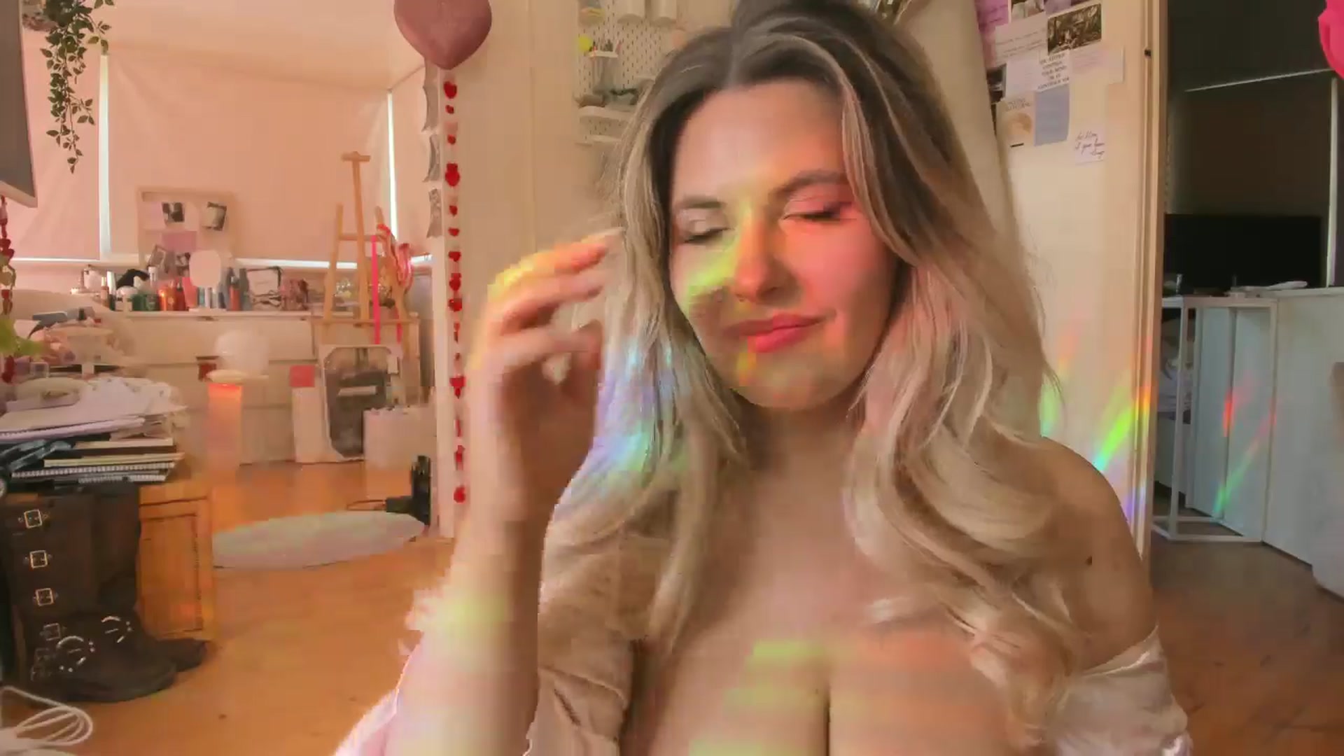 Gallery image thumbnail from Fun_Nikki's myfreecams stream on, 08/07/2025, 02:44 image 2 of 20