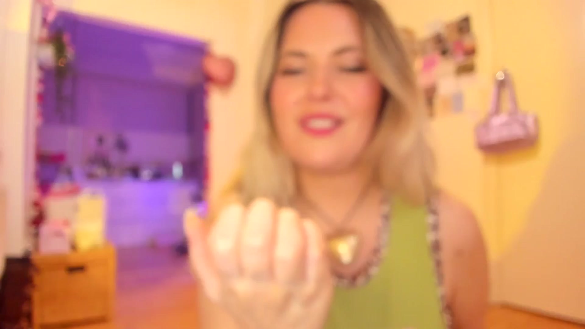 Gallery image thumbnail from Fun_Nikki's myfreecams stream on, 09/13/2025, 11:09 image 12 of 20