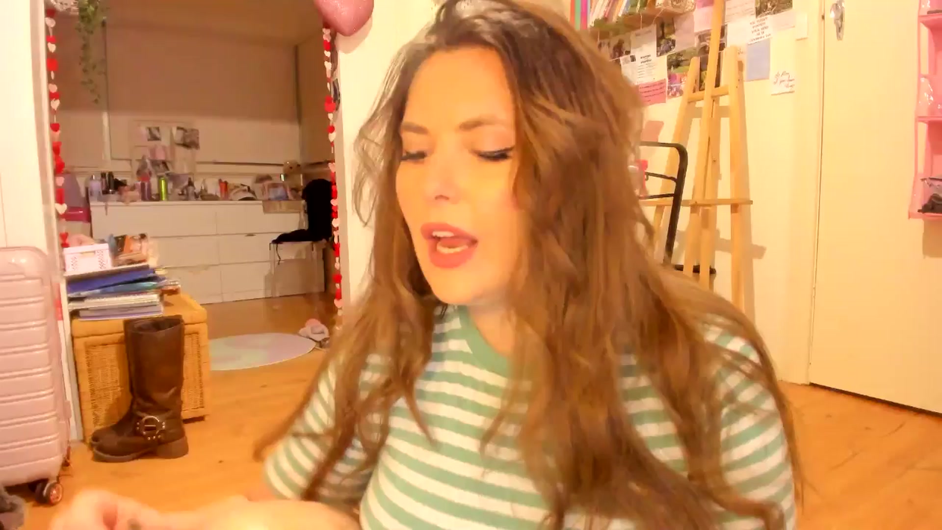 Gallery image thumbnail from Fun_Nikki's myfreecams stream on, 10/24/2025, 10:23 image 2 of 20