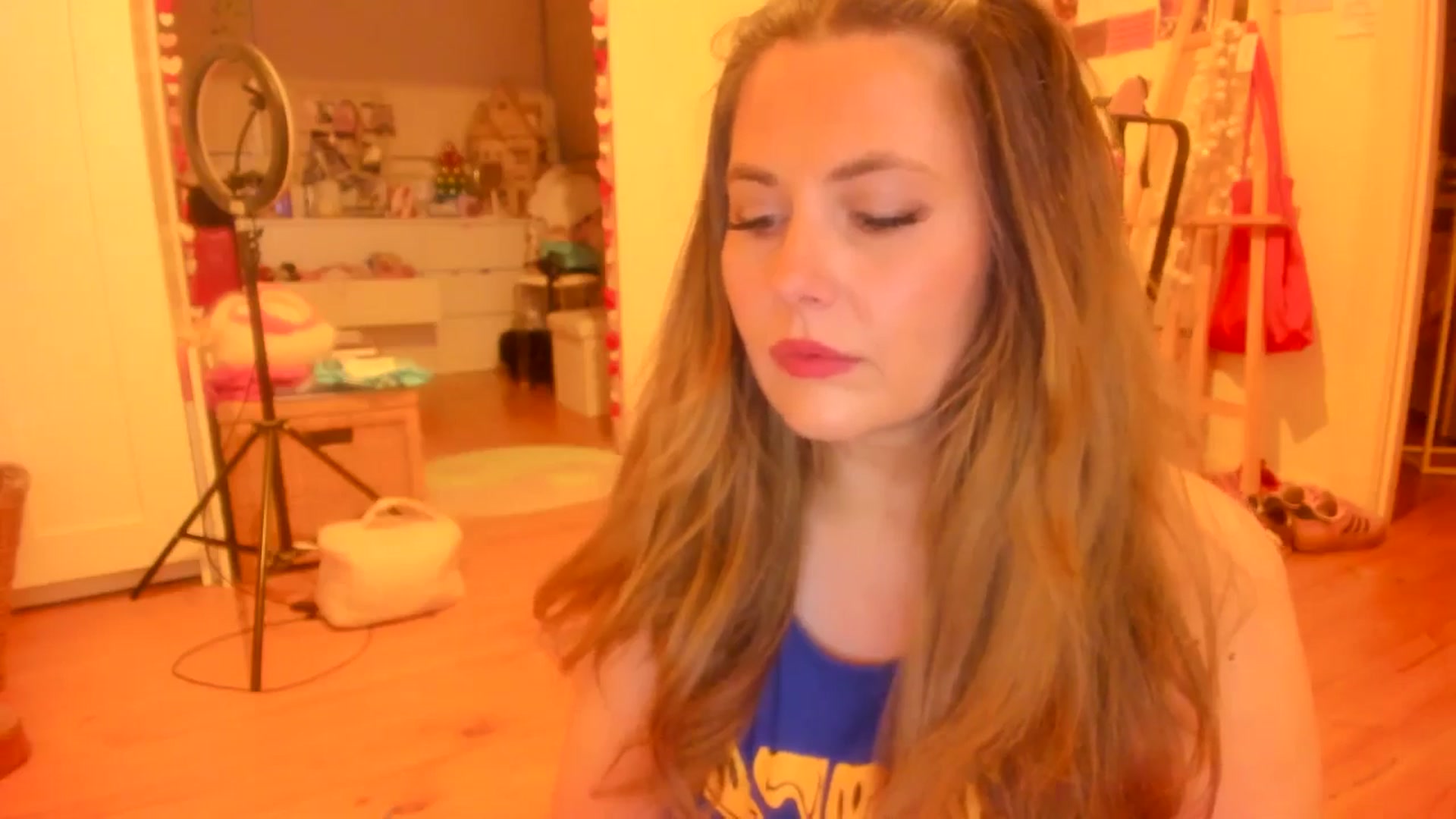 Gallery image thumbnail from Fun_Nikki's myfreecams stream on, 12/17/2025, 11:23 image 20 of 20