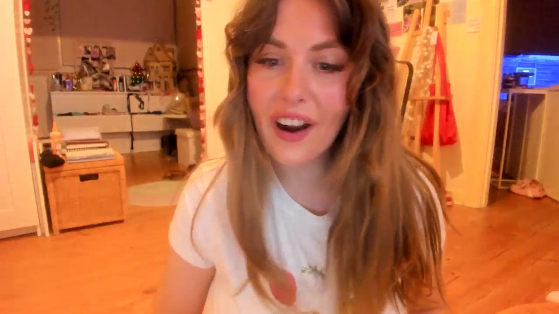 Gallery image thumbnail from Fun_Nikki's myfreecams stream on, 12/20/2025, 12:06 image 13 of 20