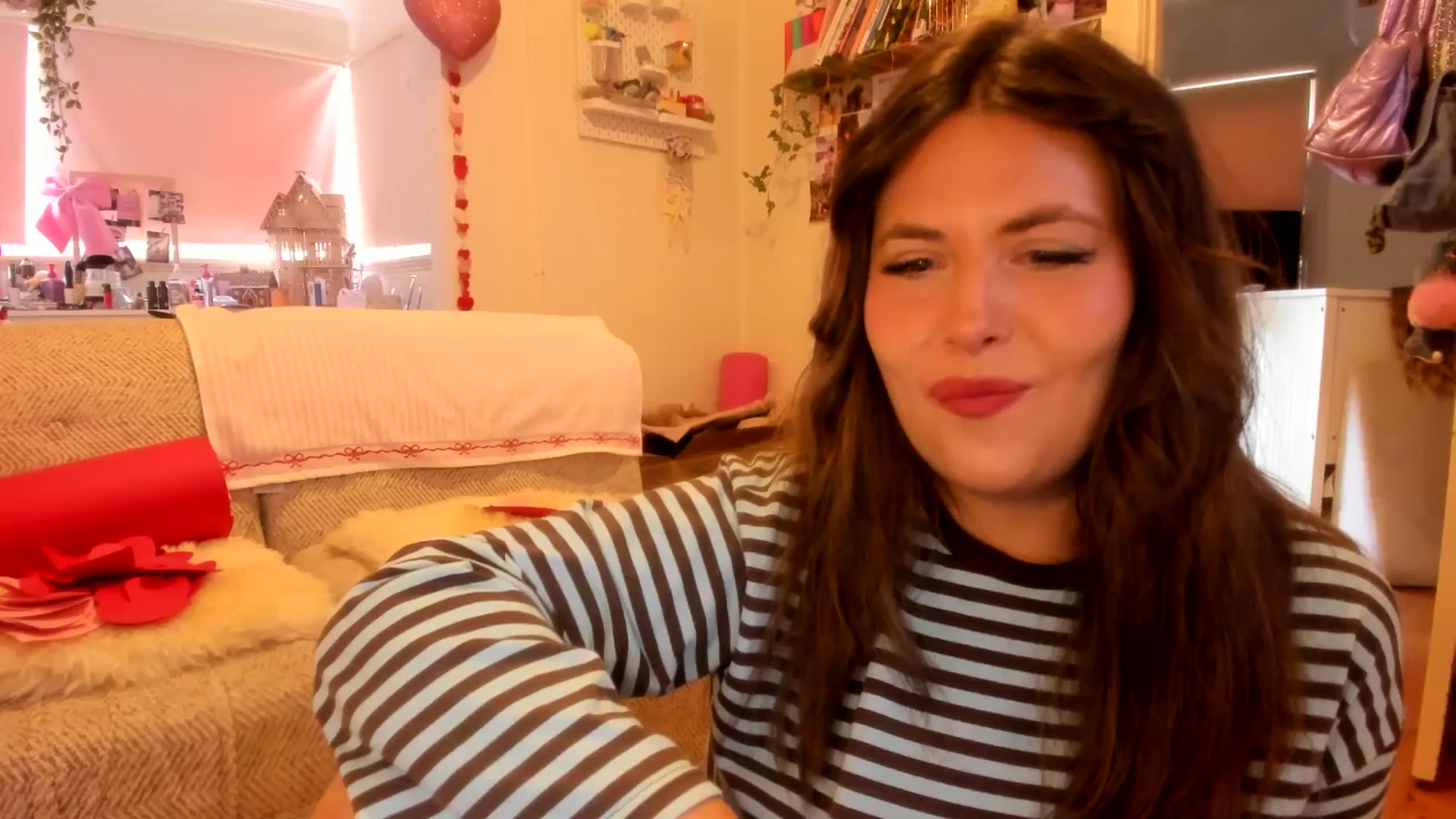 Gallery image thumbnail from Fun_Nikki's myfreecams stream on, 02/05/2026, 01:23 image 6 of 20