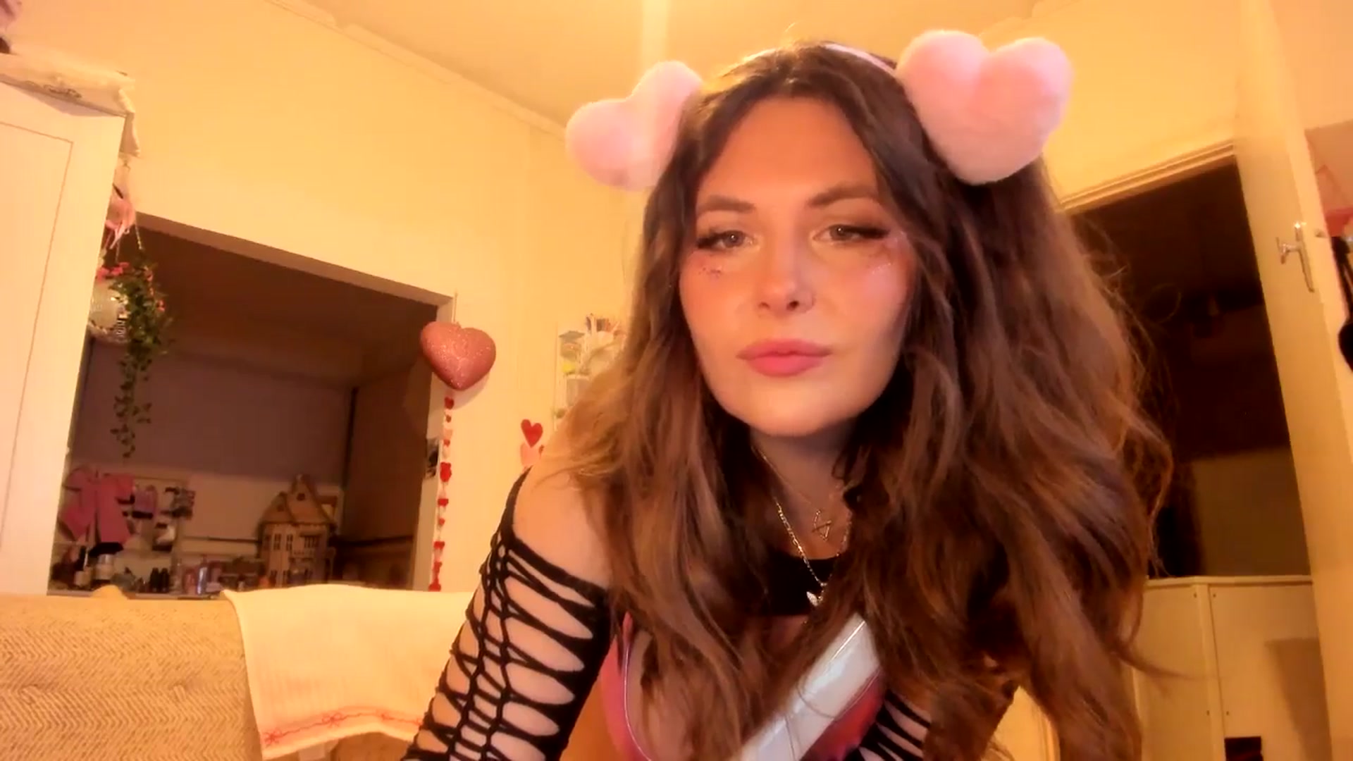 Gallery image thumbnail from Fun_Nikki's myfreecams stream on, 02/14/2026, 10:46 image 19 of 20