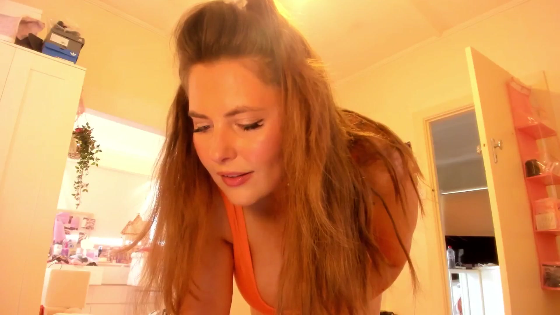 Gallery image thumbnail from Fun_Nikki's myfreecams stream on, 03/12/2026, 01:27 image 10 of 20