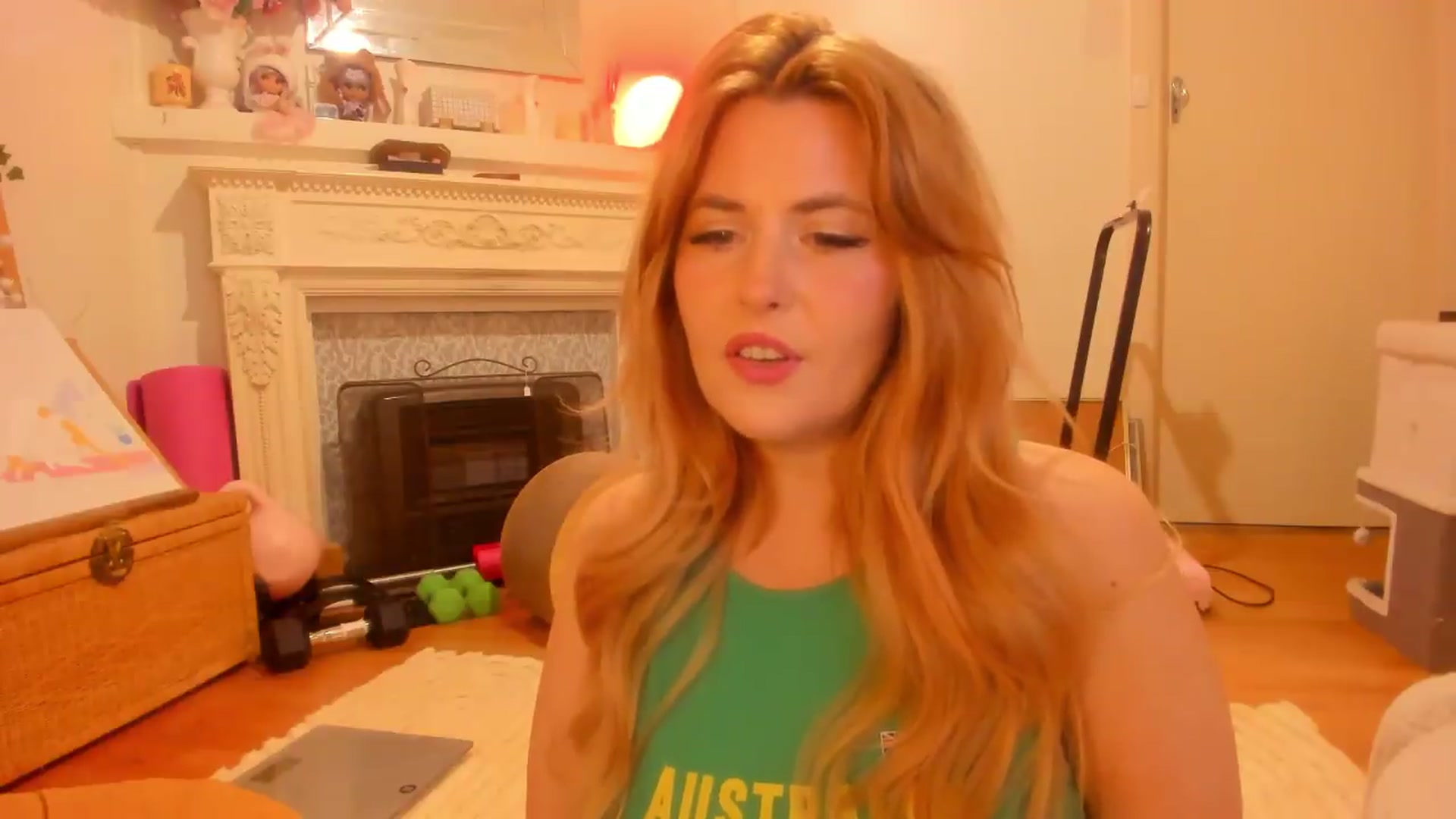 Gallery image thumbnail from Fun_Nikki's myfreecams stream on, 05/09/2026, 11:49 image 18 of 20