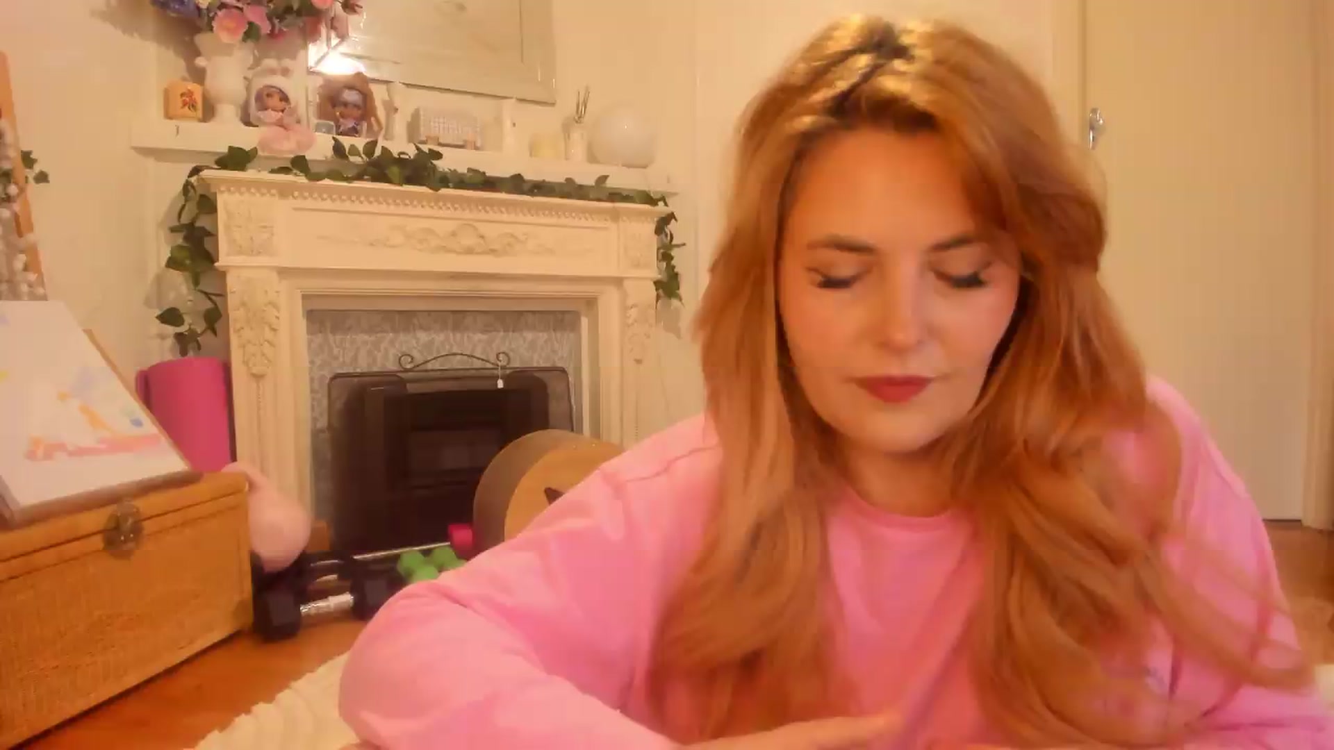 Gallery image thumbnail from Fun_Nikki's myfreecams stream on, 05/15/2026, 24:42 image 1 of 20