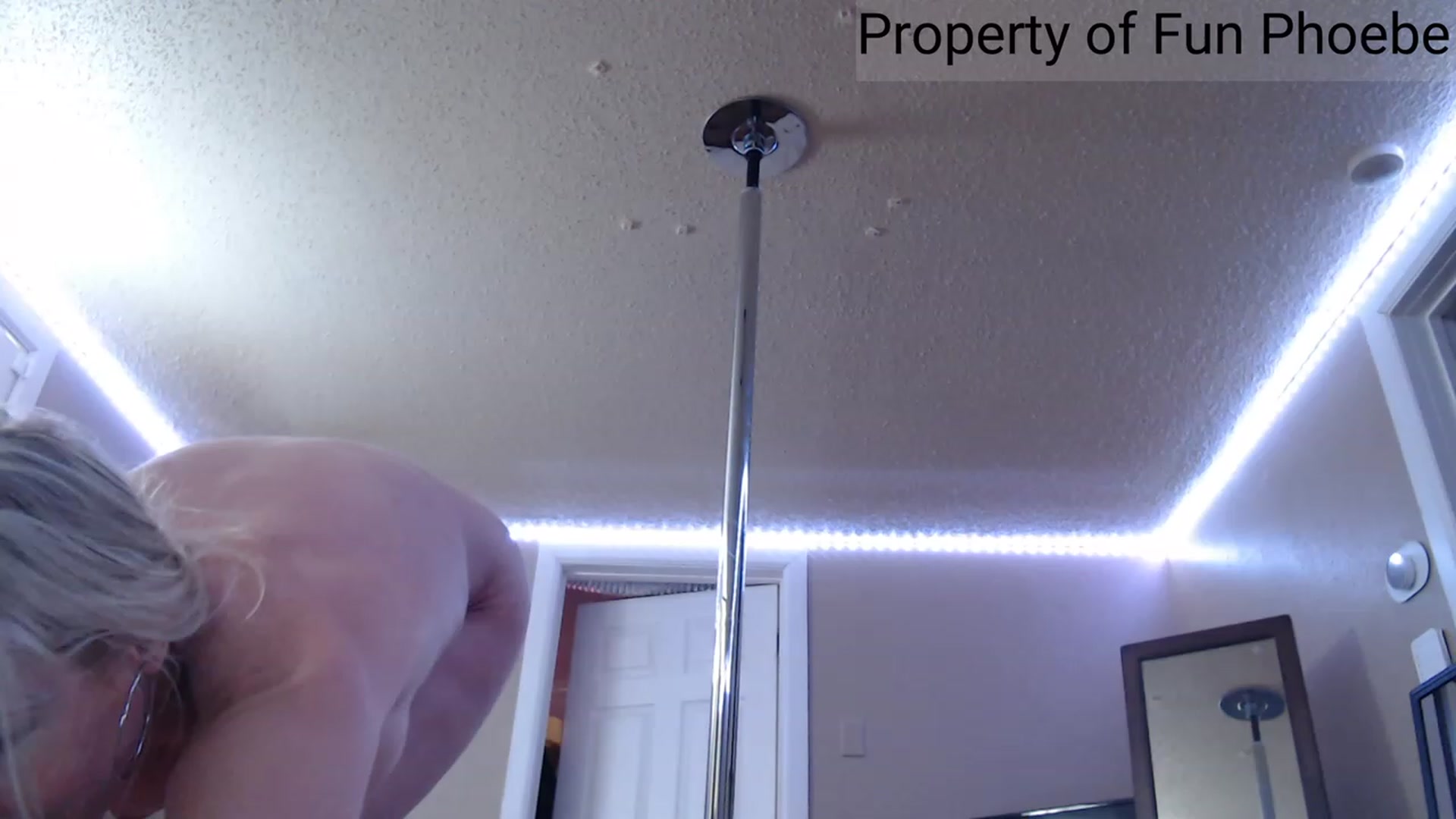 Gallery image thumbnail from Fun_Phoebe's myfreecams stream on, 01/04/2023, 20:08 image 11 of 20