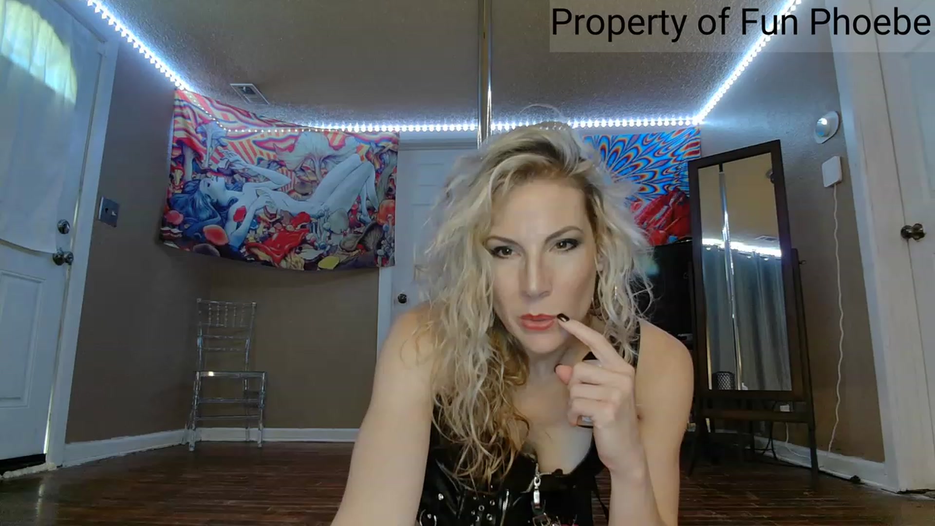 Gallery image thumbnail from Fun_Phoebe's myfreecams stream on, 06/22/2023, 17:06 image 1 of 20