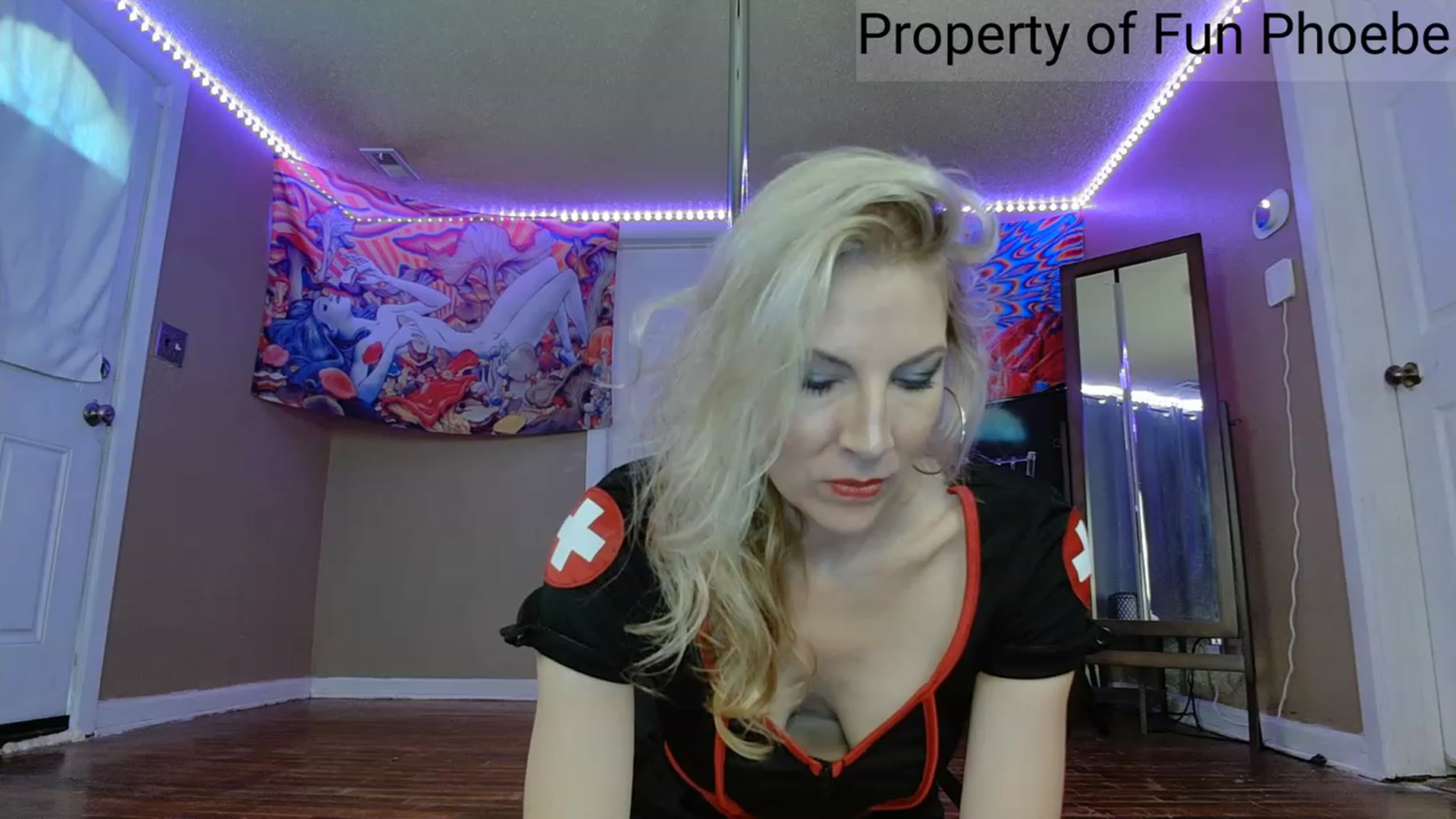 Gallery image thumbnail from Fun_Phoebe's myfreecams stream on, 06/28/2023, 17:32 image 1 of 20