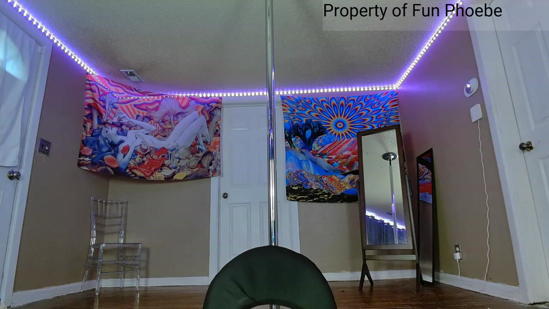 Gallery image thumbnail from Fun_Phoebe's myfreecams stream on, 07/11/2023, 18:44 image 19 of 20