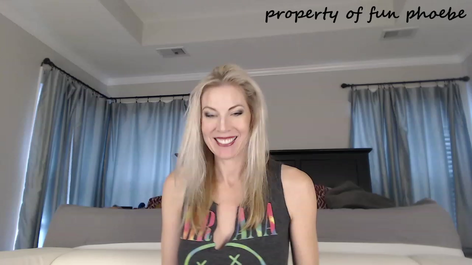 Gallery image thumbnail from Fun_Phoebe's myfreecams stream on, 10/12/2023, 16:36 image 14 of 20