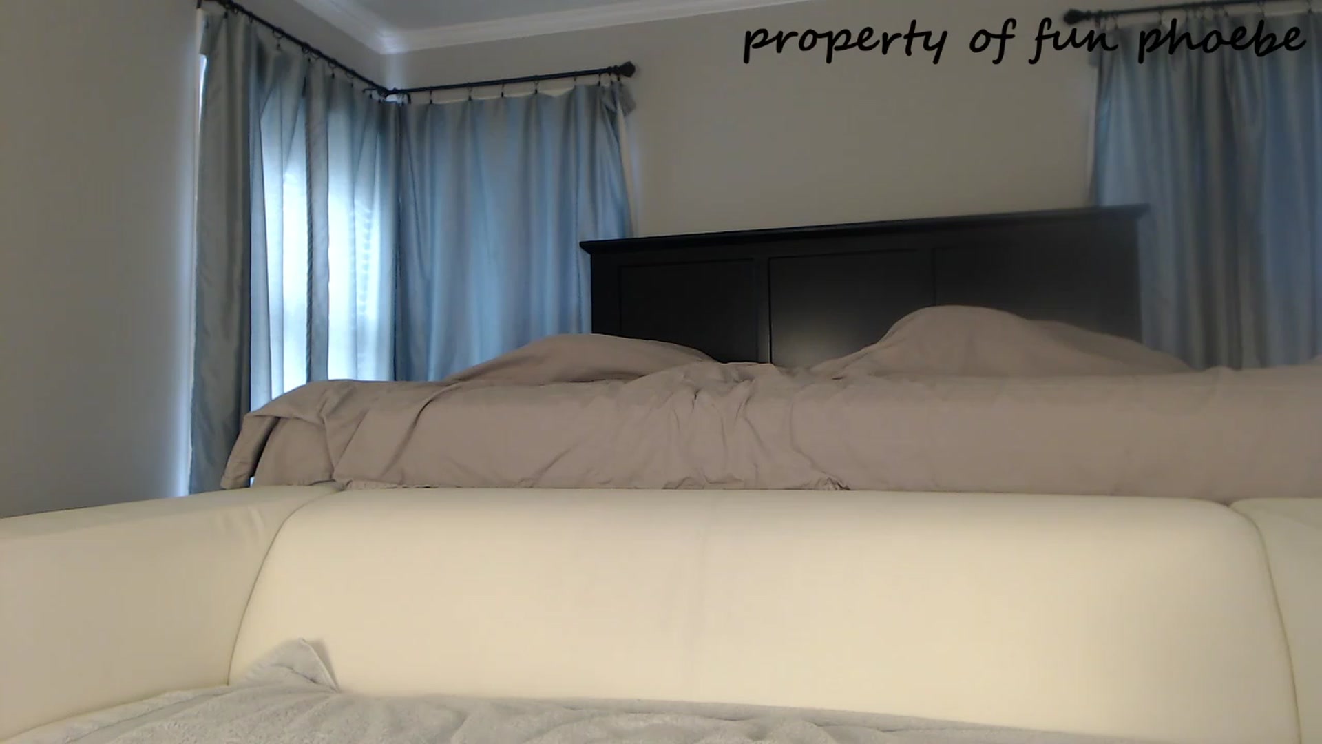 Gallery image thumbnail from Fun_Phoebe's myfreecams stream on, 10/17/2023, 17:21 image 15 of 20