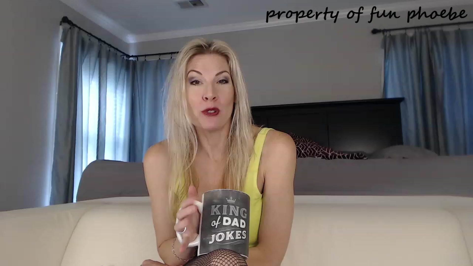Gallery image thumbnail from Fun_Phoebe's myfreecams stream on, 10/20/2023, 17:47 image 13 of 20