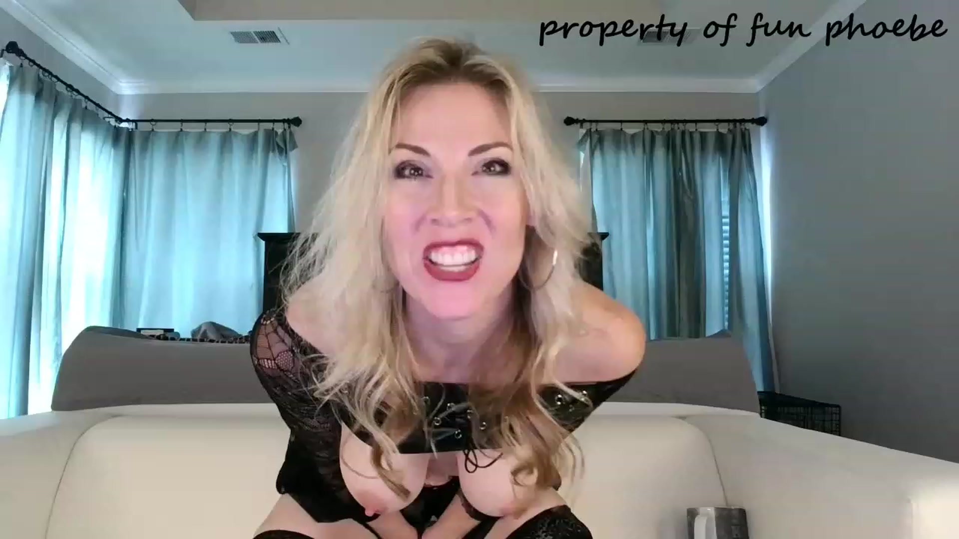 Gallery image thumbnail from Fun_Phoebe's myfreecams stream on, 11/09/2023, 19:26 image 1 of 20
