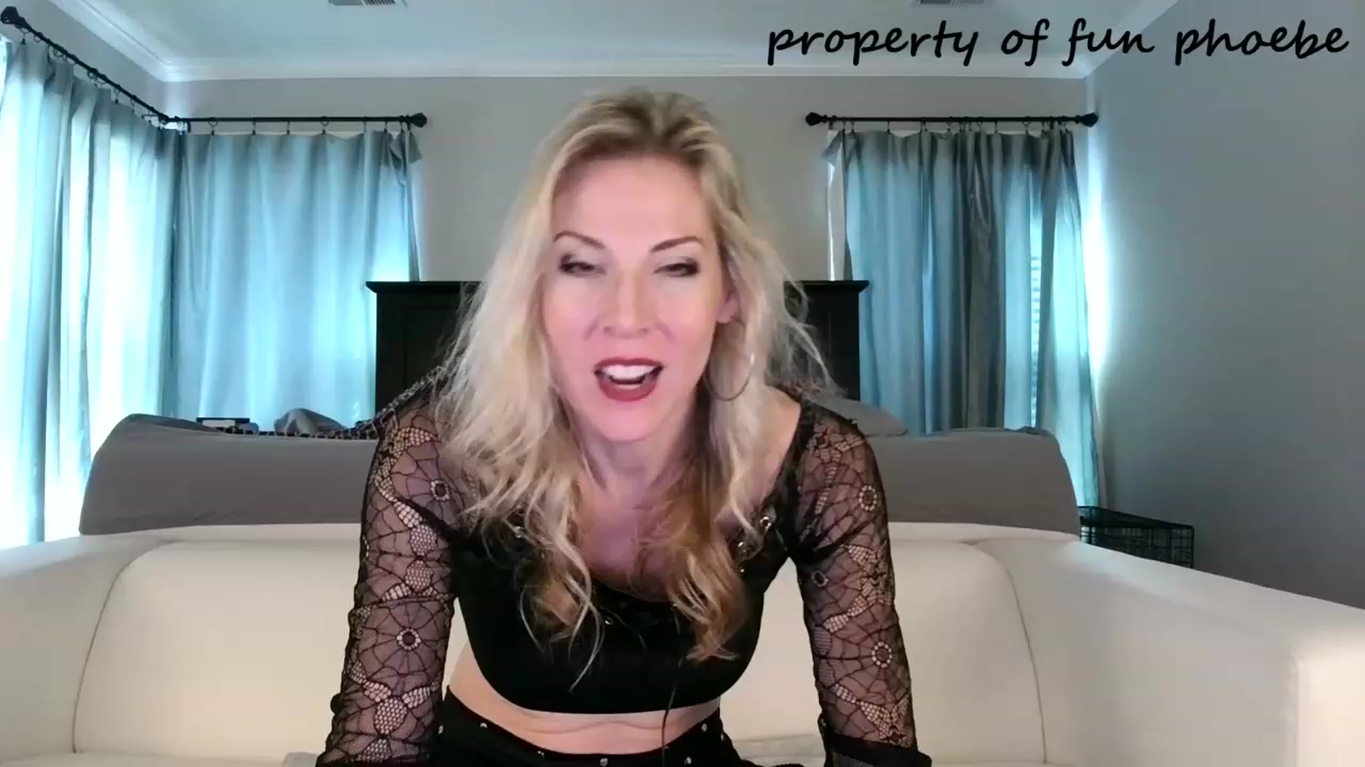 Gallery image thumbnail from Fun_Phoebe's myfreecams stream on, 11/09/2023, 20:26 image 19 of 20