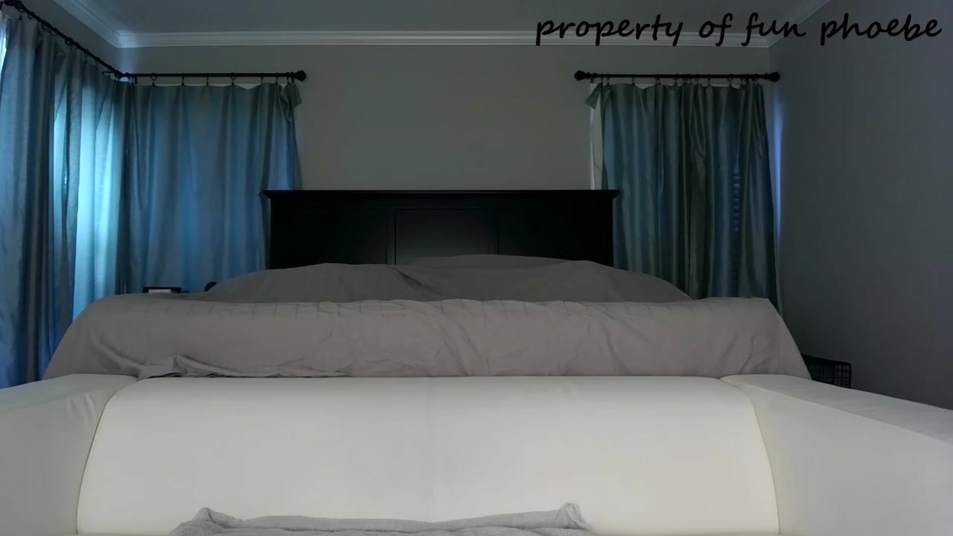 Gallery image thumbnail from Fun_Phoebe's myfreecams stream on, 11/10/2023, 17:03 image 9 of 20