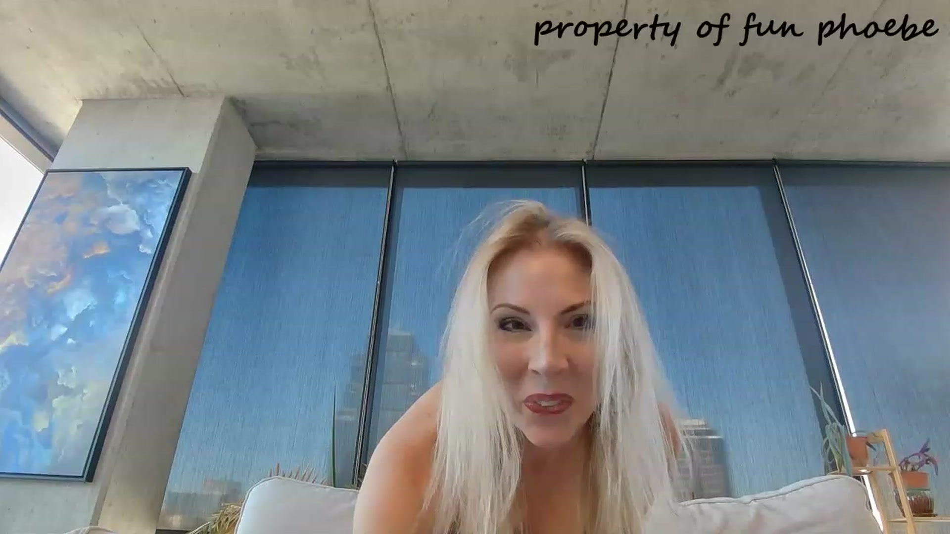 Gallery image thumbnail from Fun_Phoebe's myfreecams stream on, 11/13/2023, 18:15 image 5 of 20