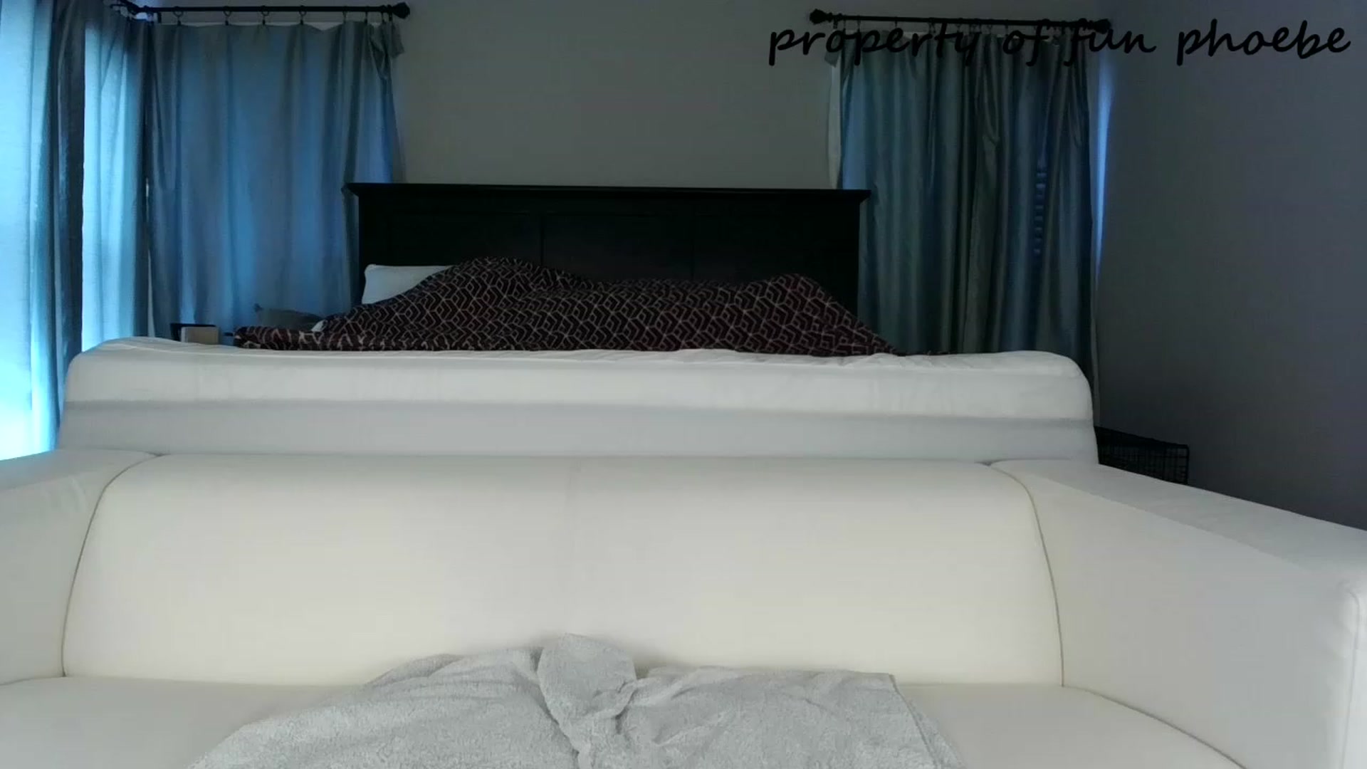 Gallery image thumbnail from Fun_Phoebe's myfreecams stream on, 11/15/2023, 18:02 image 17 of 20