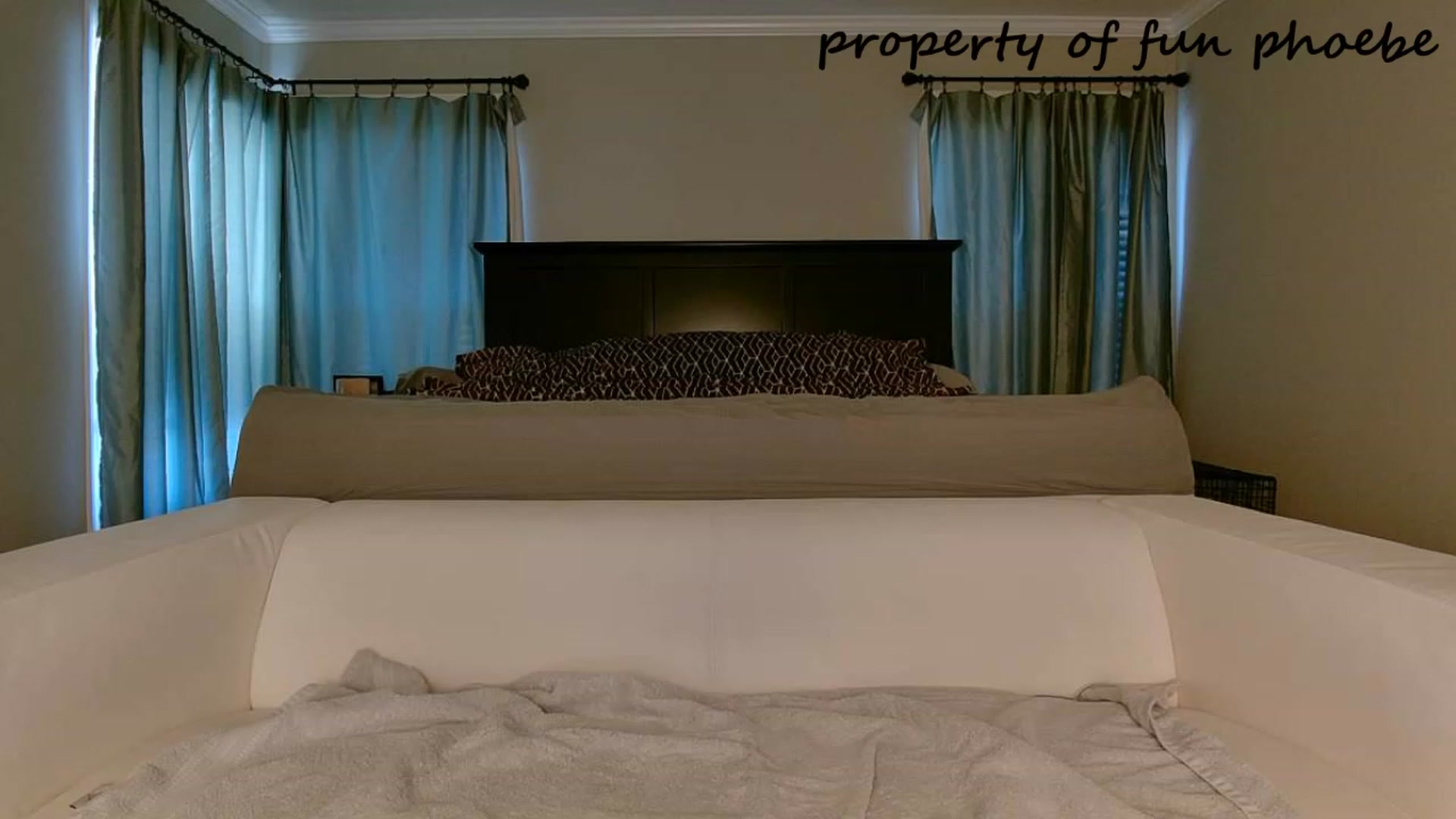 Gallery image thumbnail from Fun_Phoebe's myfreecams stream on, 12/06/2023, 17:03 image 19 of 20