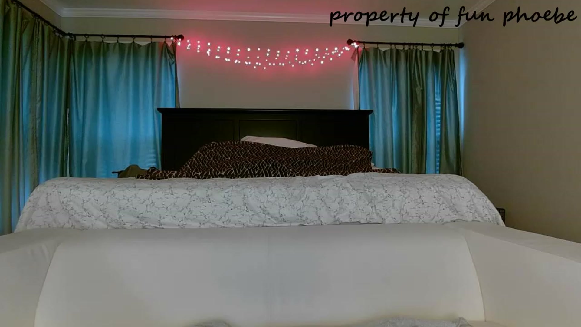 Gallery image thumbnail from Fun_Phoebe's myfreecams stream on, 01/24/2024, 19:59 image 18 of 20