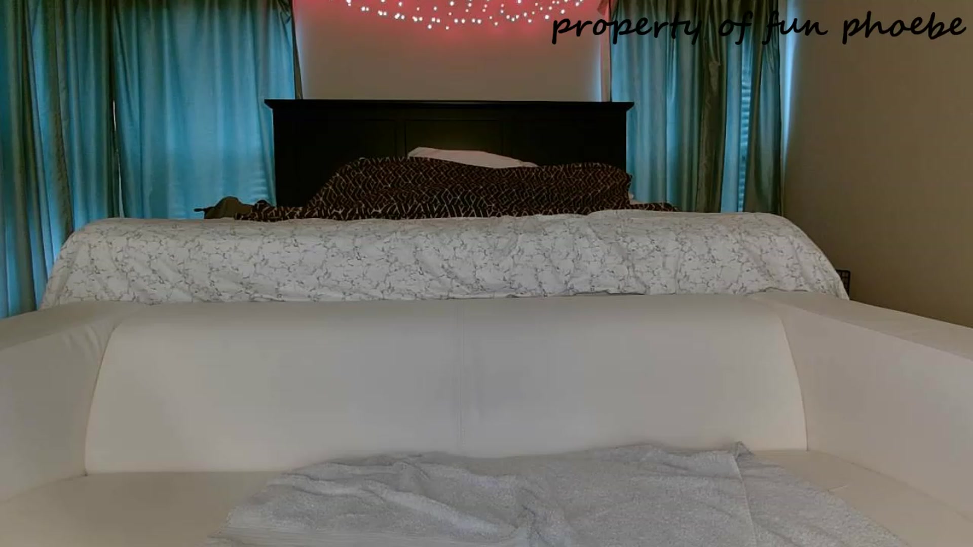 Gallery image thumbnail from Fun_Phoebe's myfreecams stream on, 01/24/2024, 19:59 image 7 of 20