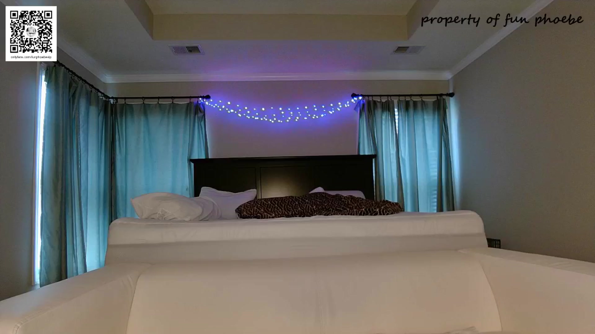 Gallery image thumbnail from Fun_Phoebe's myfreecams stream on, 05/01/2024, 18:48 image 20 of 20
