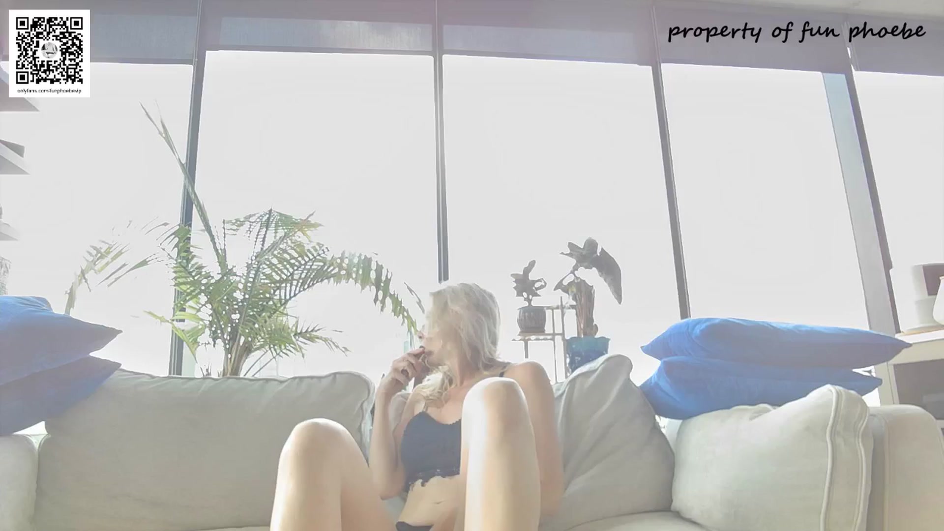 Gallery image thumbnail from Fun_Phoebe's myfreecams stream on, 05/24/2024, 18:12 image 9 of 20