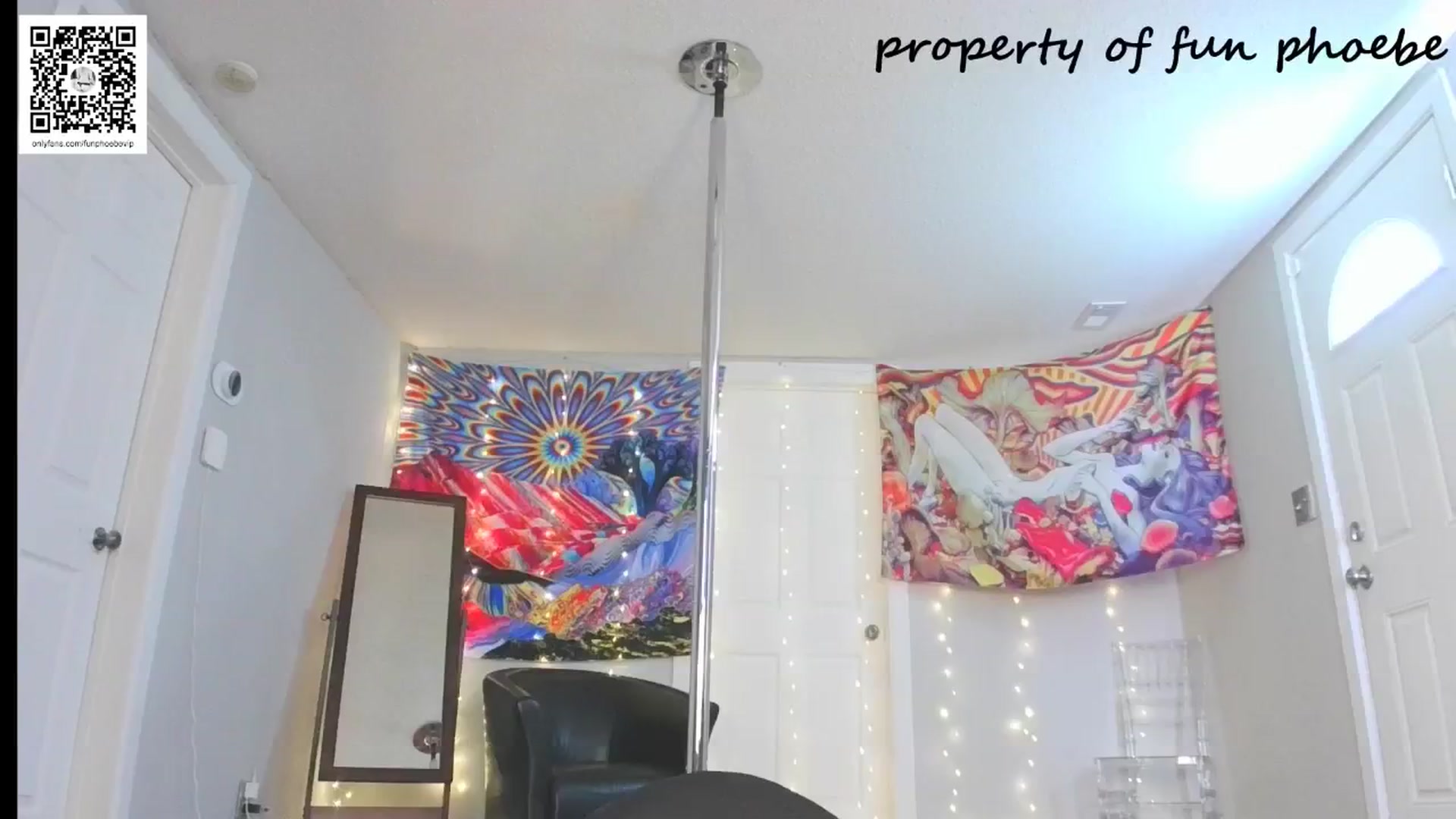 Gallery image thumbnail from Fun_Phoebe's myfreecams stream on, 08/05/2024, 19:04 image 11 of 20