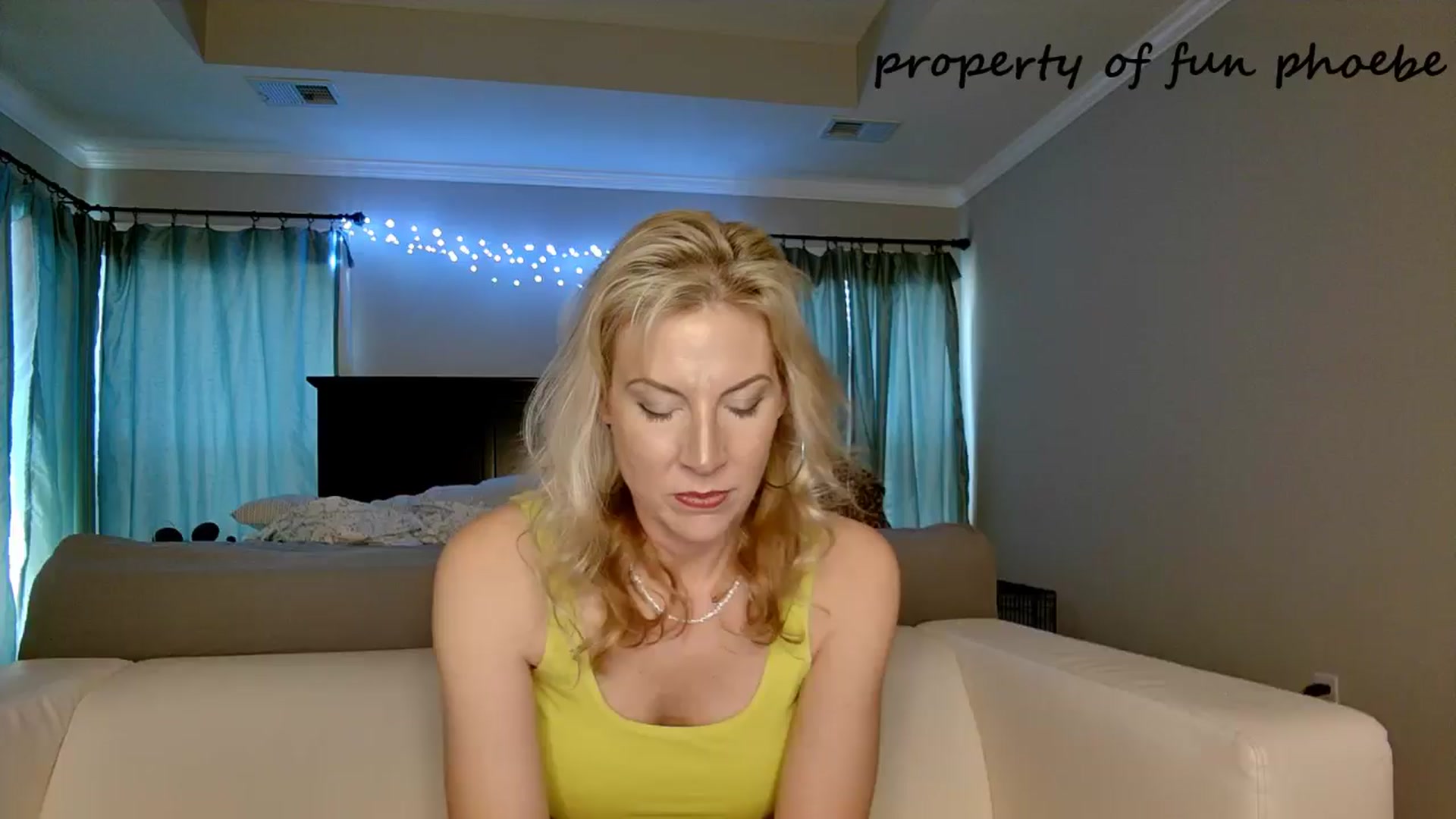 Gallery image thumbnail from Fun_Phoebe's myfreecams stream on, 03/12/2025, 16:37 image 9 of 20