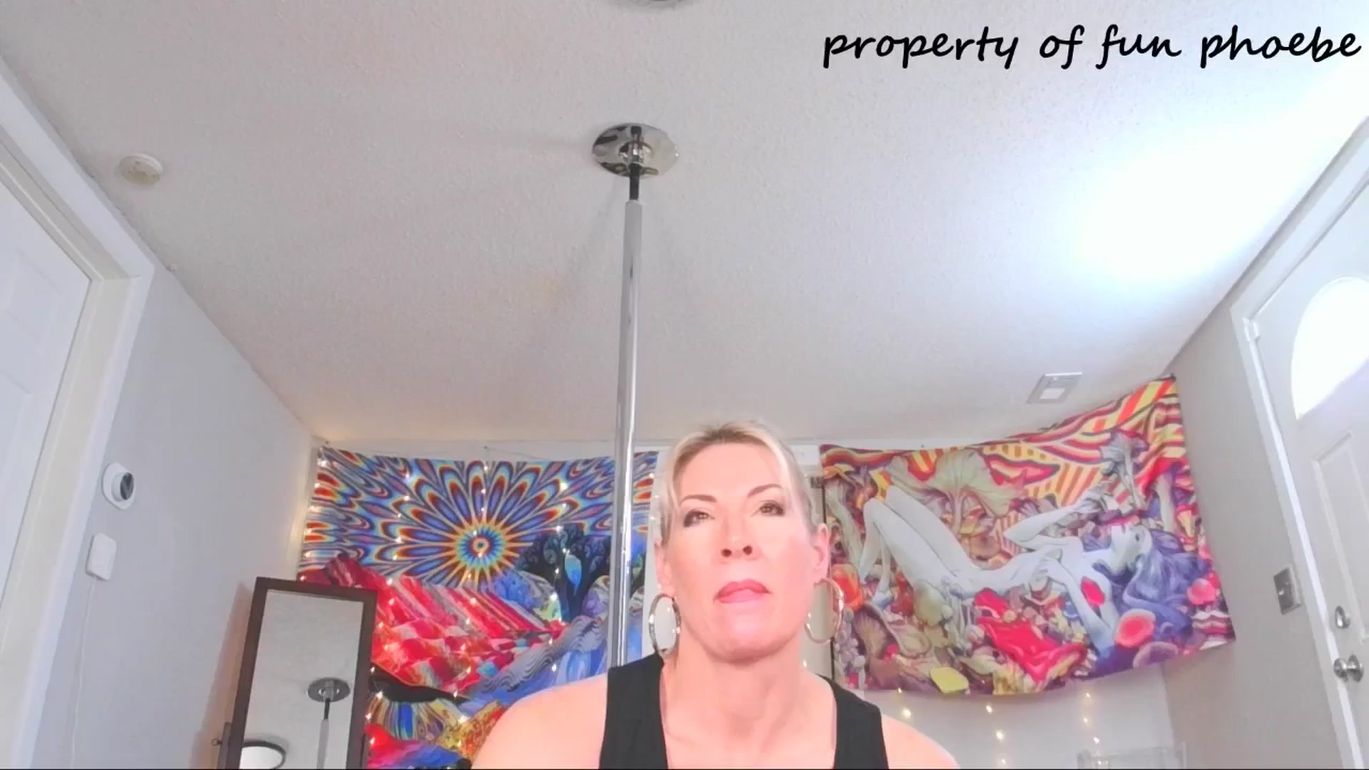 Gallery image thumbnail from Fun_Phoebe's myfreecams stream on, 03/17/2025, 19:08 image 8 of 20