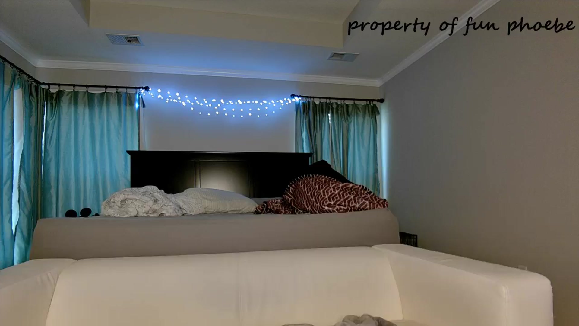 Gallery image thumbnail from Fun_Phoebe's myfreecams stream on, 04/10/2025, 16:41 image 18 of 20