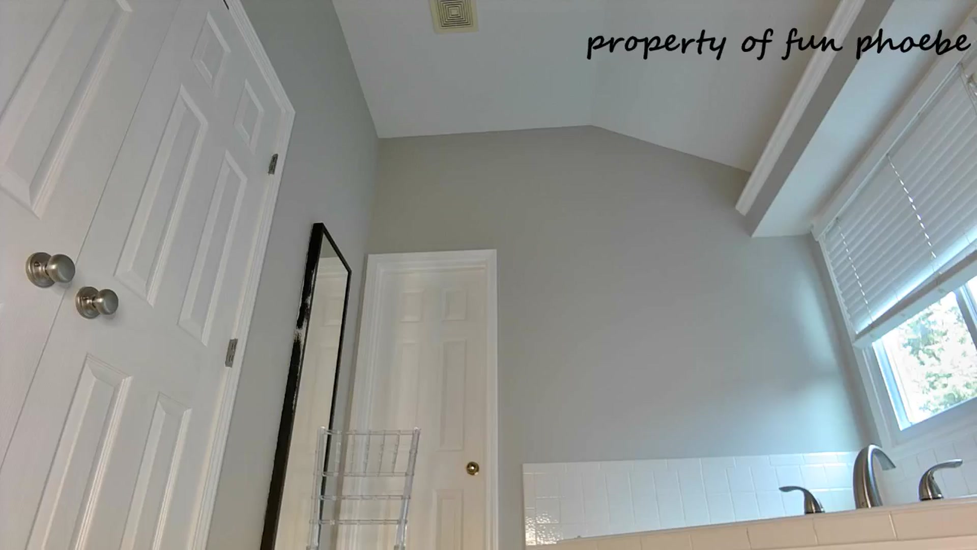 Gallery image thumbnail from Fun_Phoebe's myfreecams stream on, 04/13/2025, 15:17 image 12 of 20