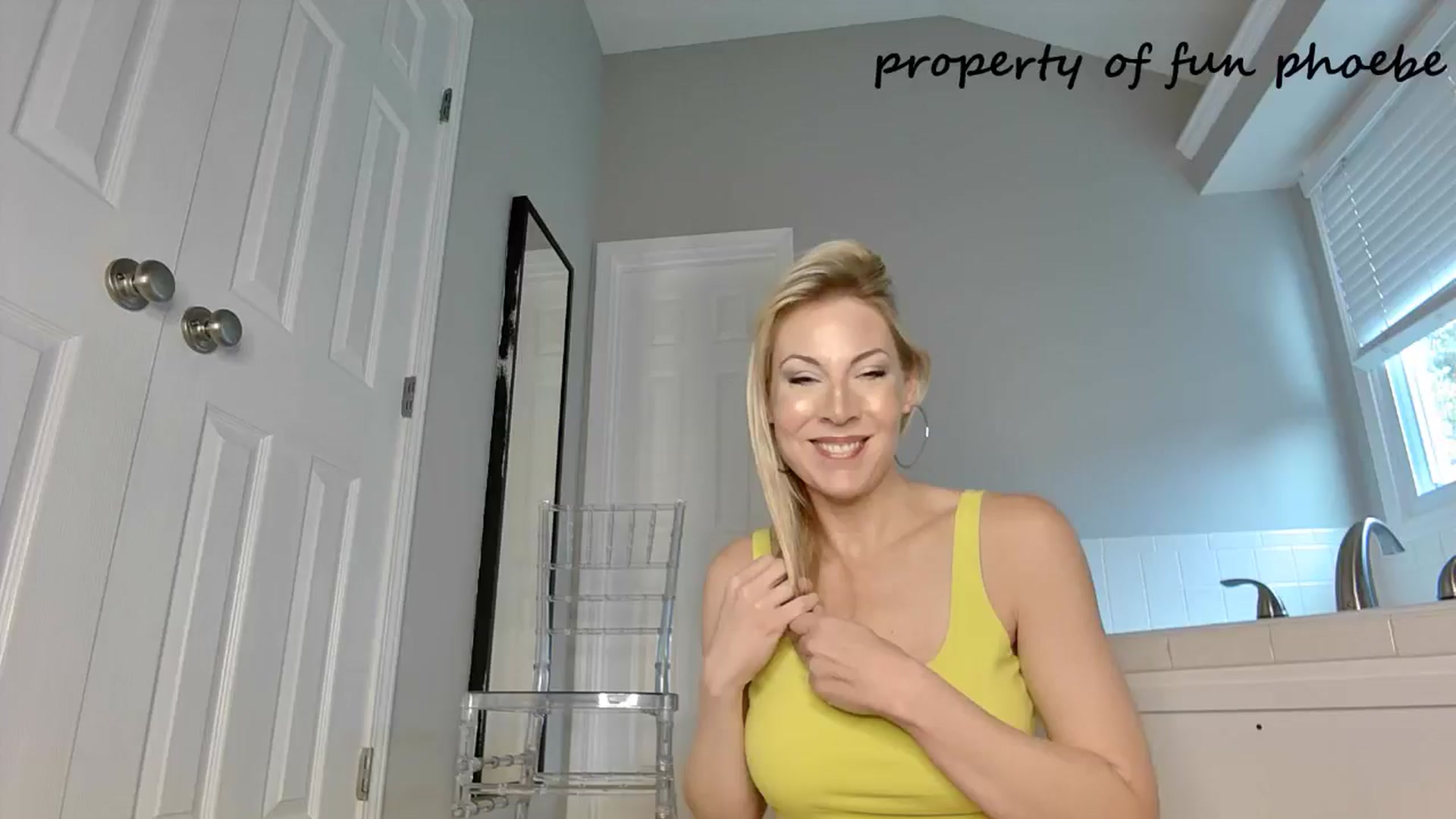 Gallery image thumbnail from Fun_Phoebe's myfreecams stream on, 04/13/2025, 15:17 image 9 of 20