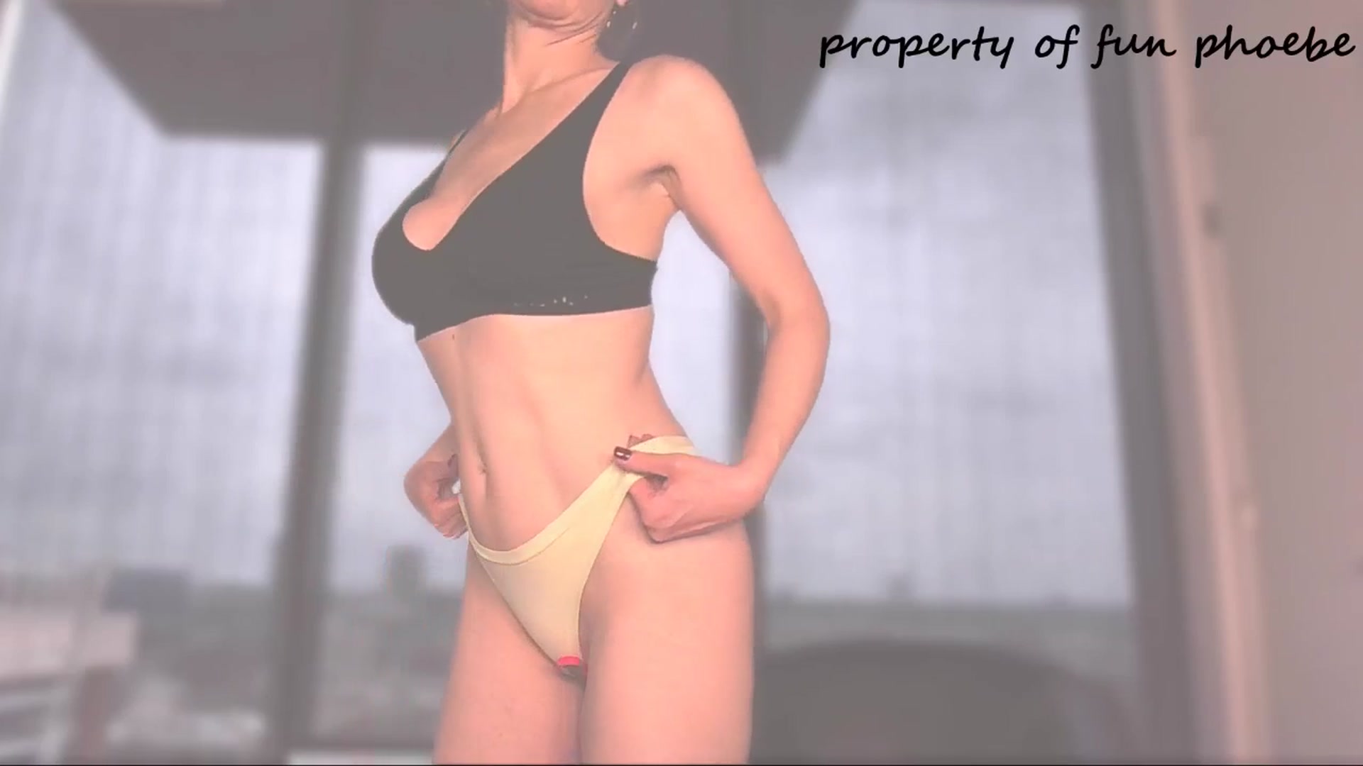 Gallery image thumbnail from Fun_Phoebe's myfreecams stream on, 04/24/2025, 18:53 image 18 of 20