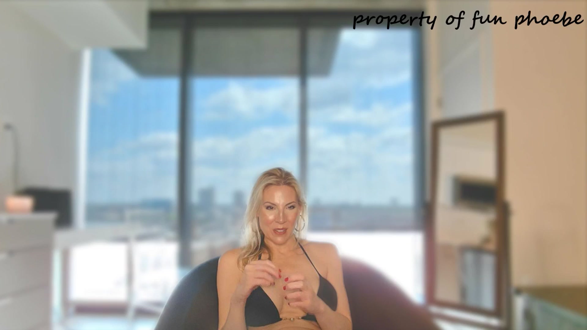Gallery image thumbnail from Fun_Phoebe's myfreecams stream on, 05/08/2025, 20:36 image 2 of 20
