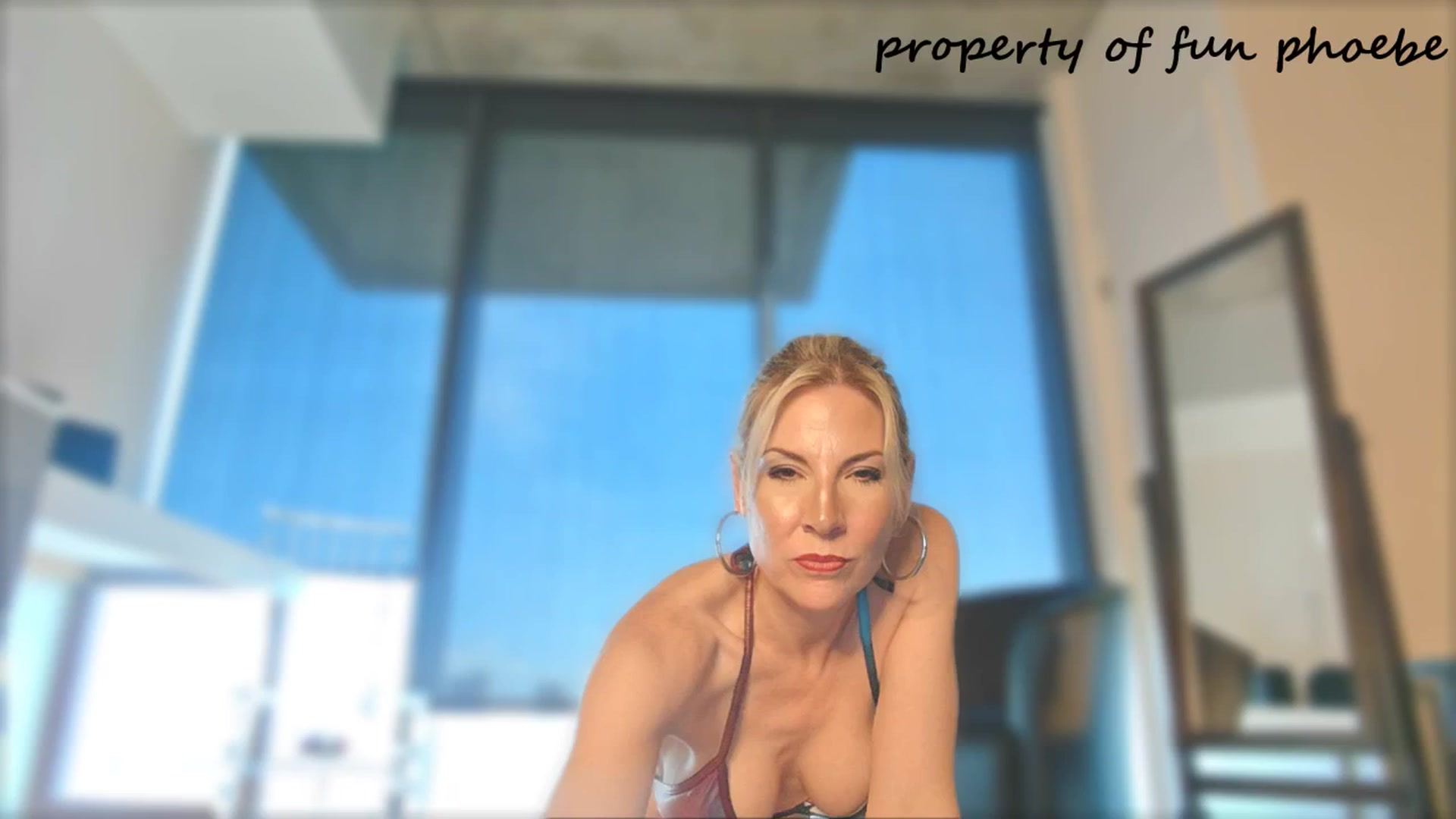 Gallery image thumbnail from Fun_Phoebe's myfreecams stream on, 05/12/2025, 21:05 image 11 of 20
