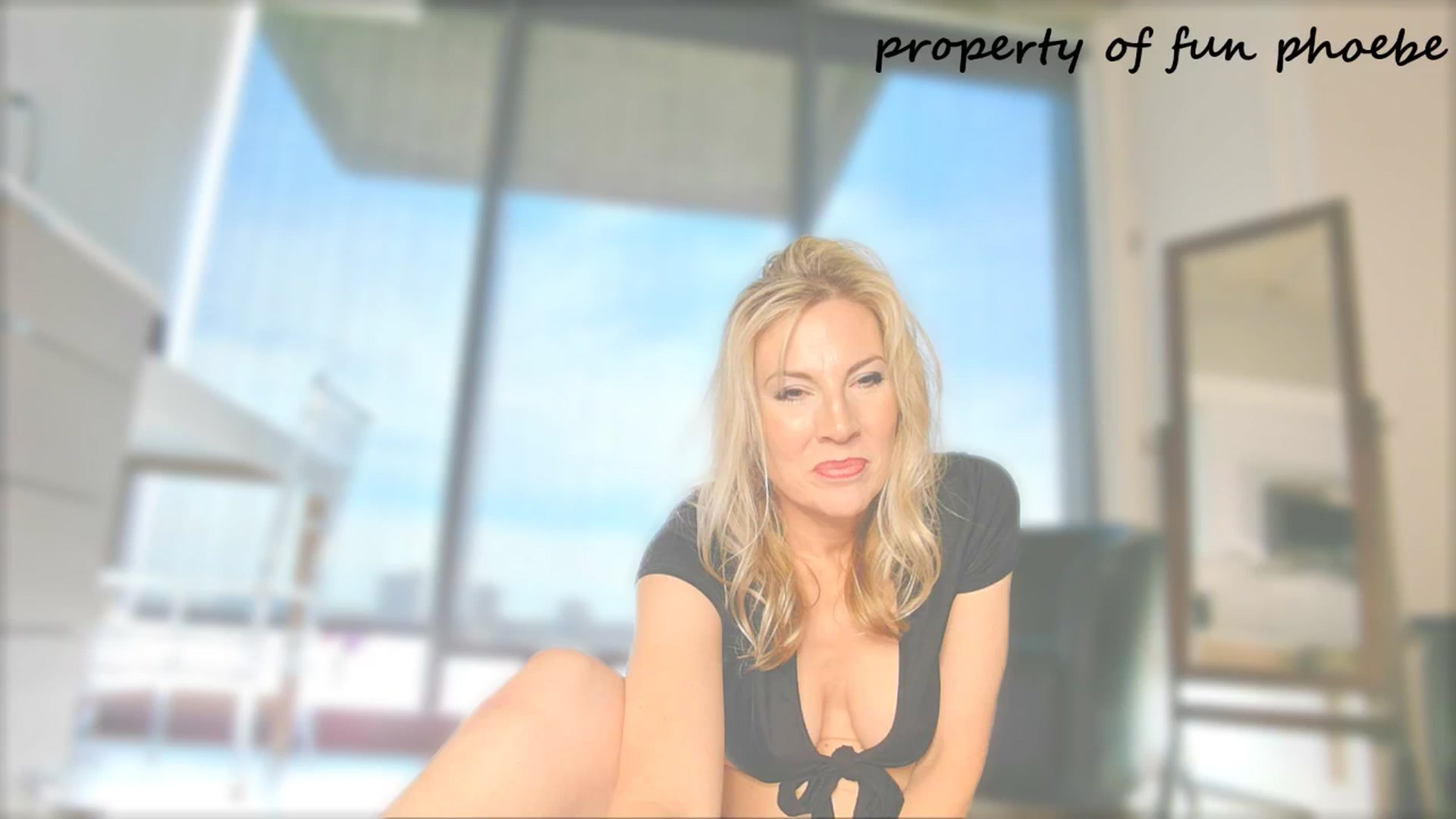 Gallery image thumbnail from Fun_Phoebe's myfreecams stream on, 05/17/2025, 19:41 image 17 of 20