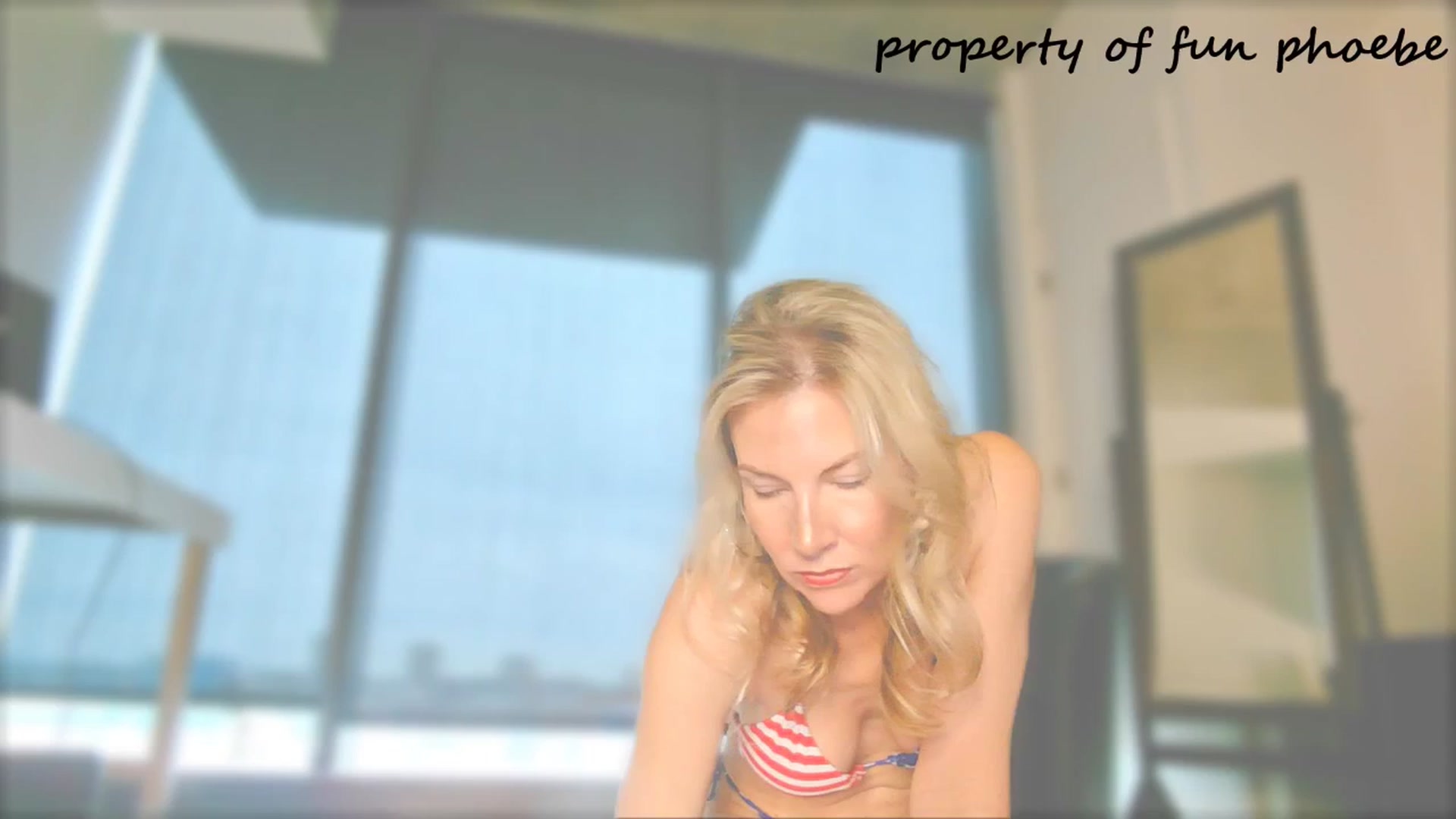 Gallery image thumbnail from Fun_Phoebe's myfreecams stream on, 05/26/2025, 18:09 image 5 of 20
