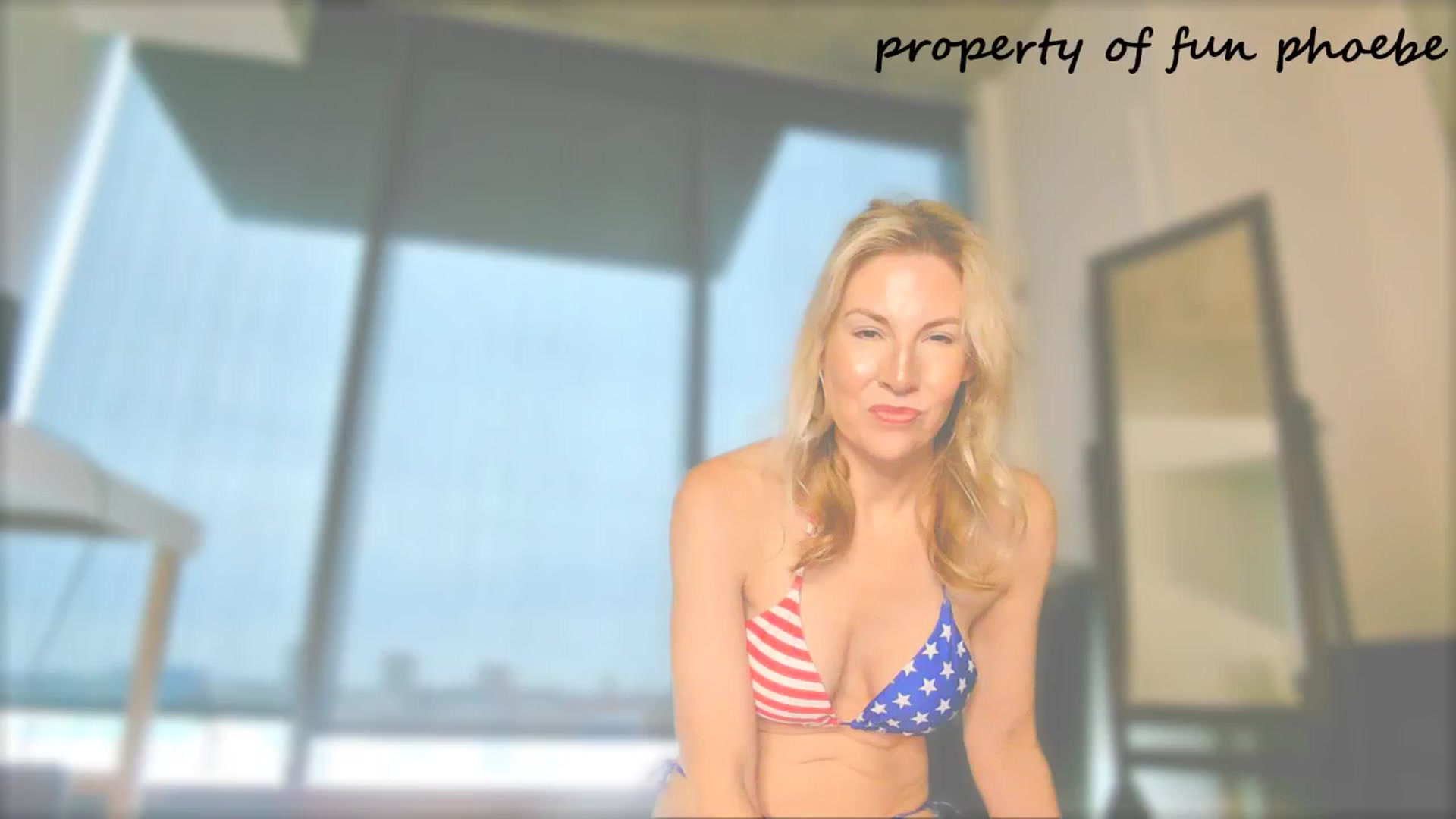 Gallery image thumbnail from Fun_Phoebe's myfreecams stream on, 05/26/2025, 18:09 image 19 of 20
