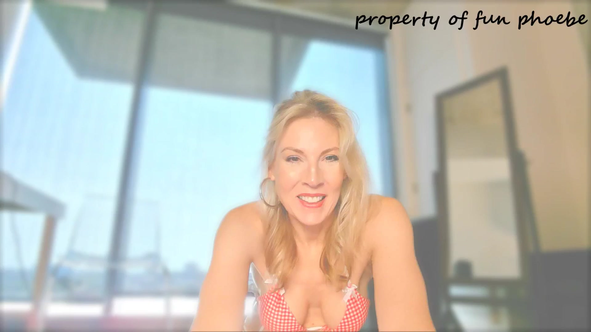 Gallery image thumbnail from Fun_Phoebe's myfreecams stream on, 05/31/2025, 18:49 image 4 of 20