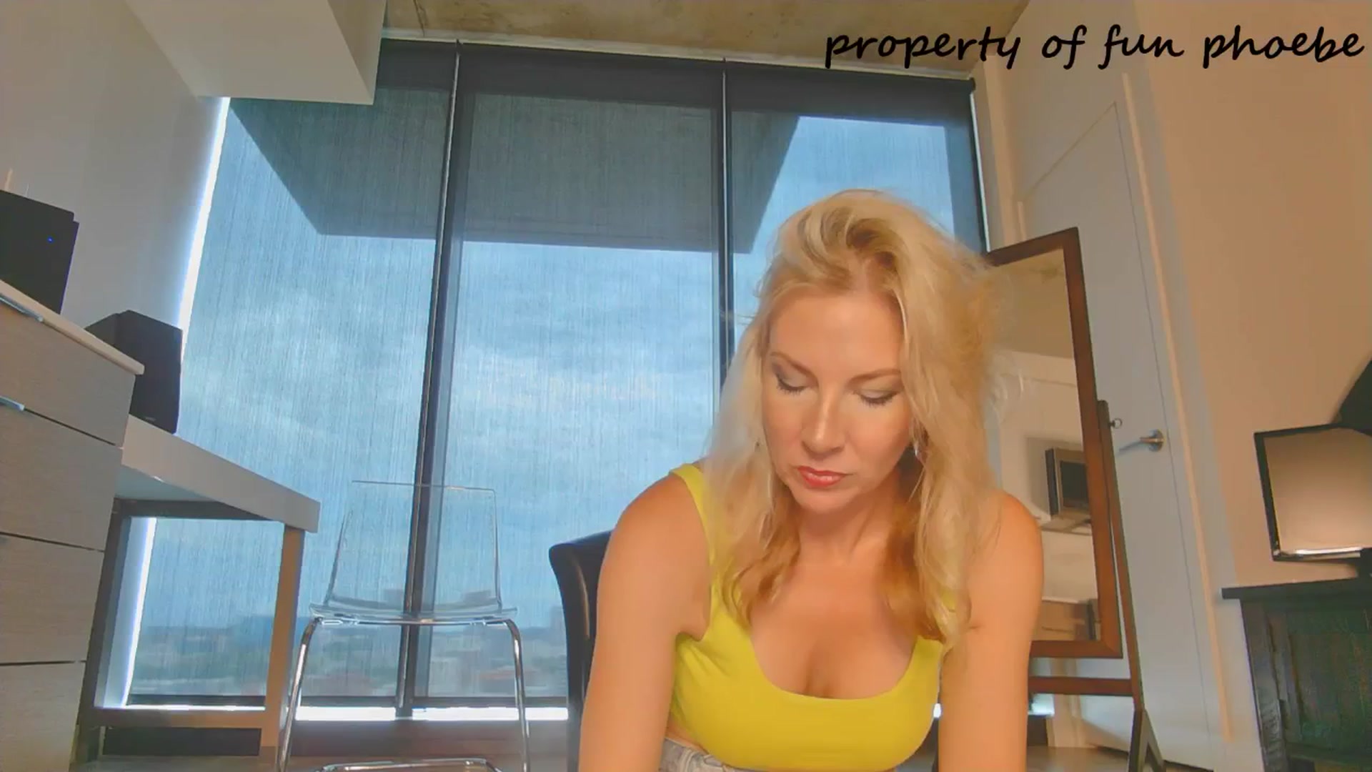Gallery image thumbnail from Fun_Phoebe's myfreecams stream on, 06/17/2025, 18:04 image 1 of 20