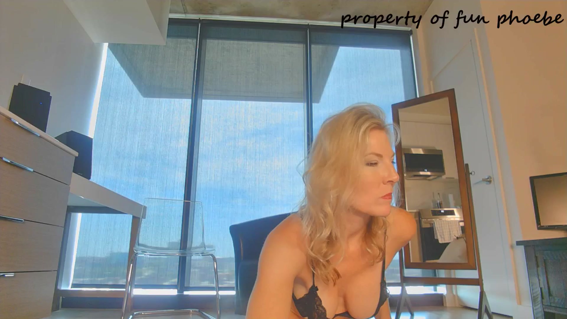 Gallery image thumbnail from Fun_Phoebe's myfreecams stream on, 06/23/2025, 17:49 image 17 of 20