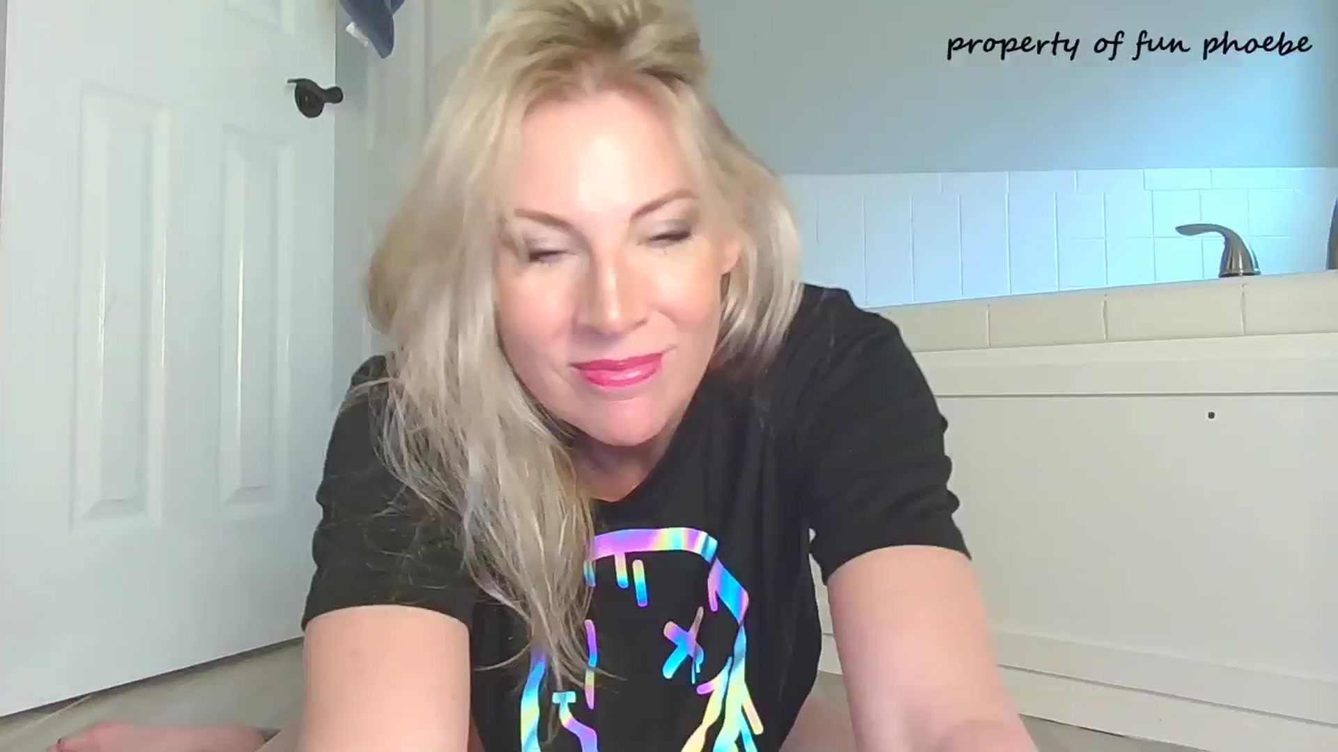 Gallery image thumbnail from Fun_Phoebe's myfreecams stream on, 10/29/2025, 17:41 image 7 of 20